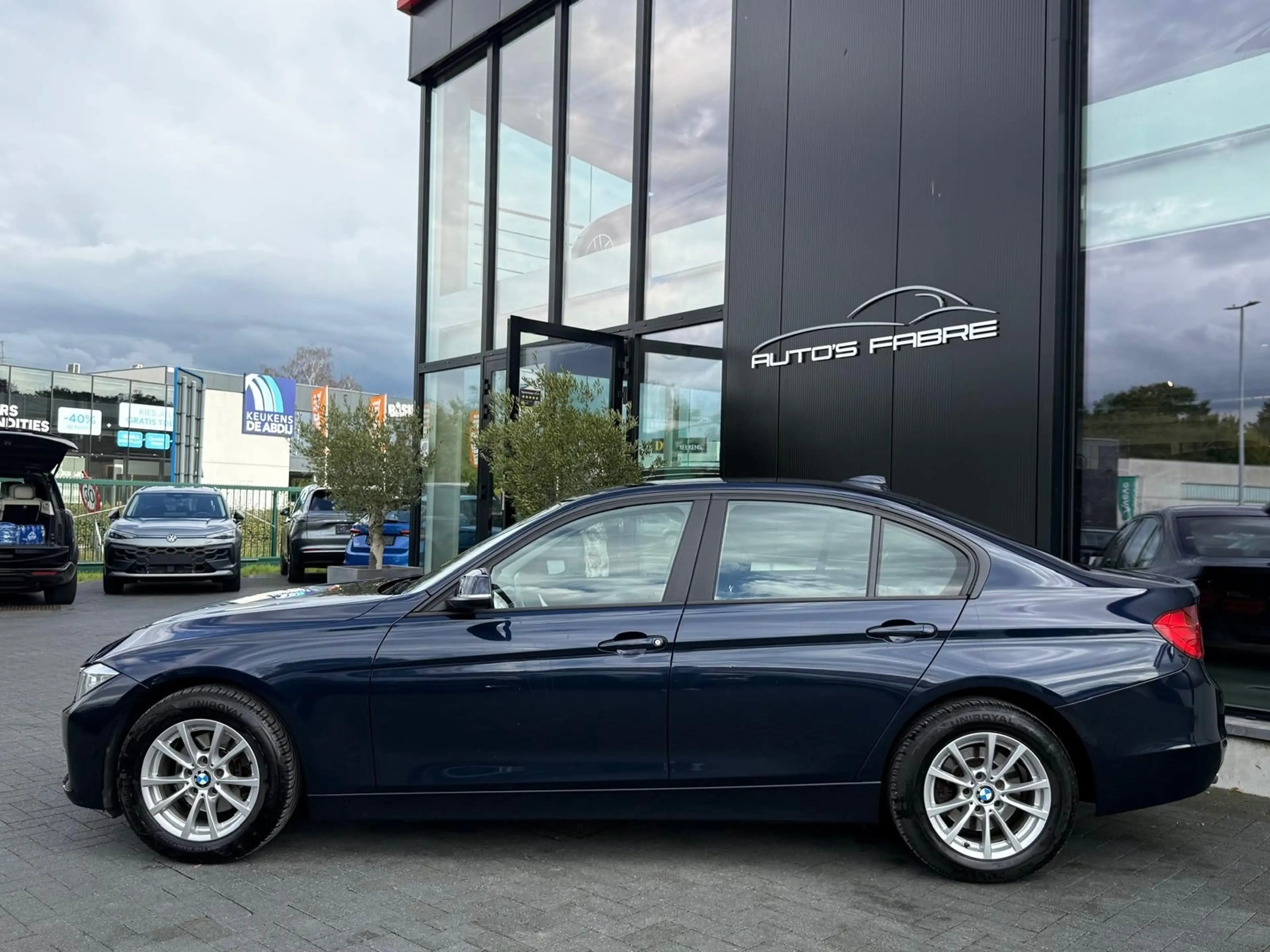 BMW 316 d GPS 1 er prop 109000km Carpass !! — photo 5
