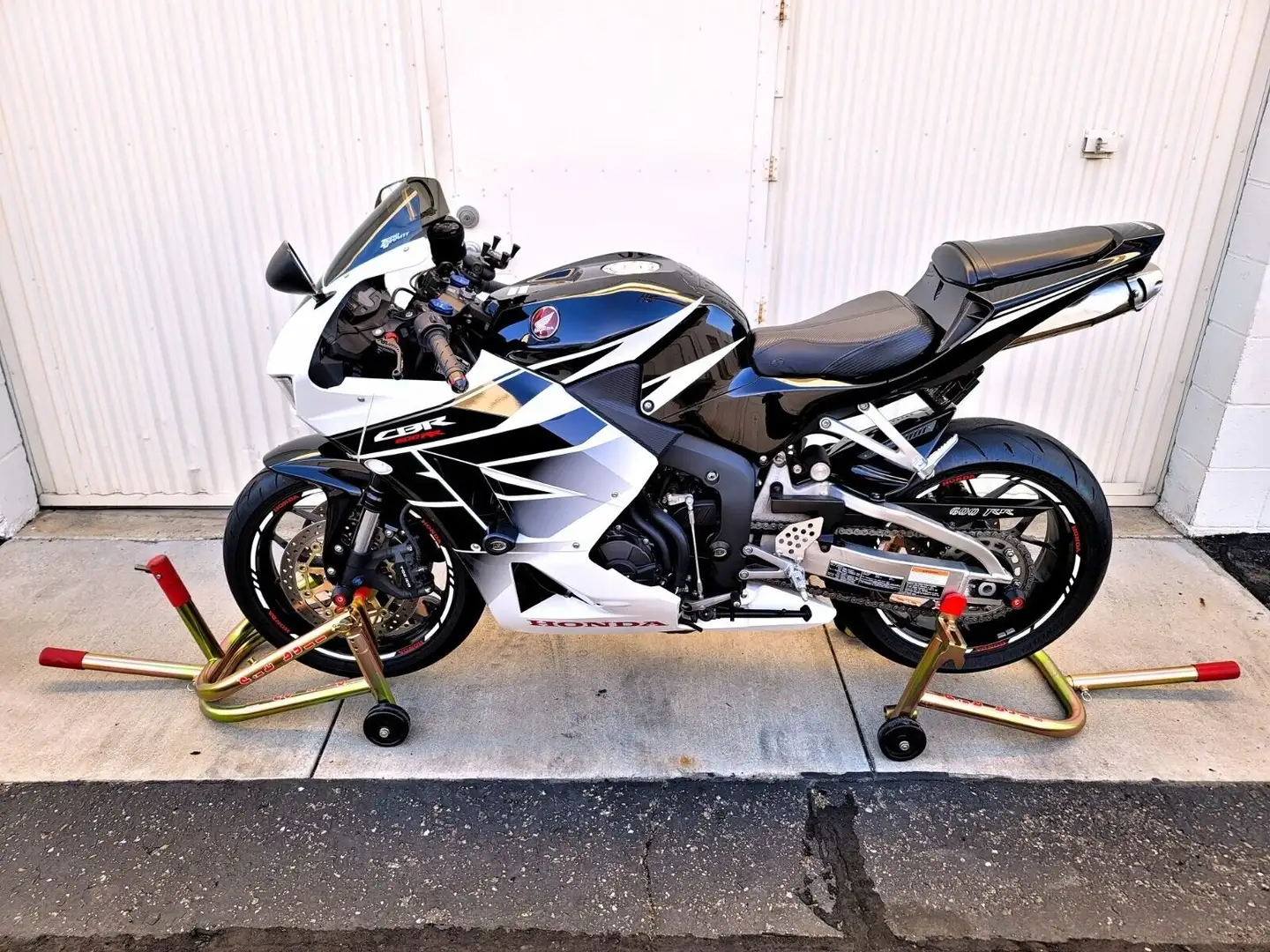 Honda CBR 600 RR Zwart - 1