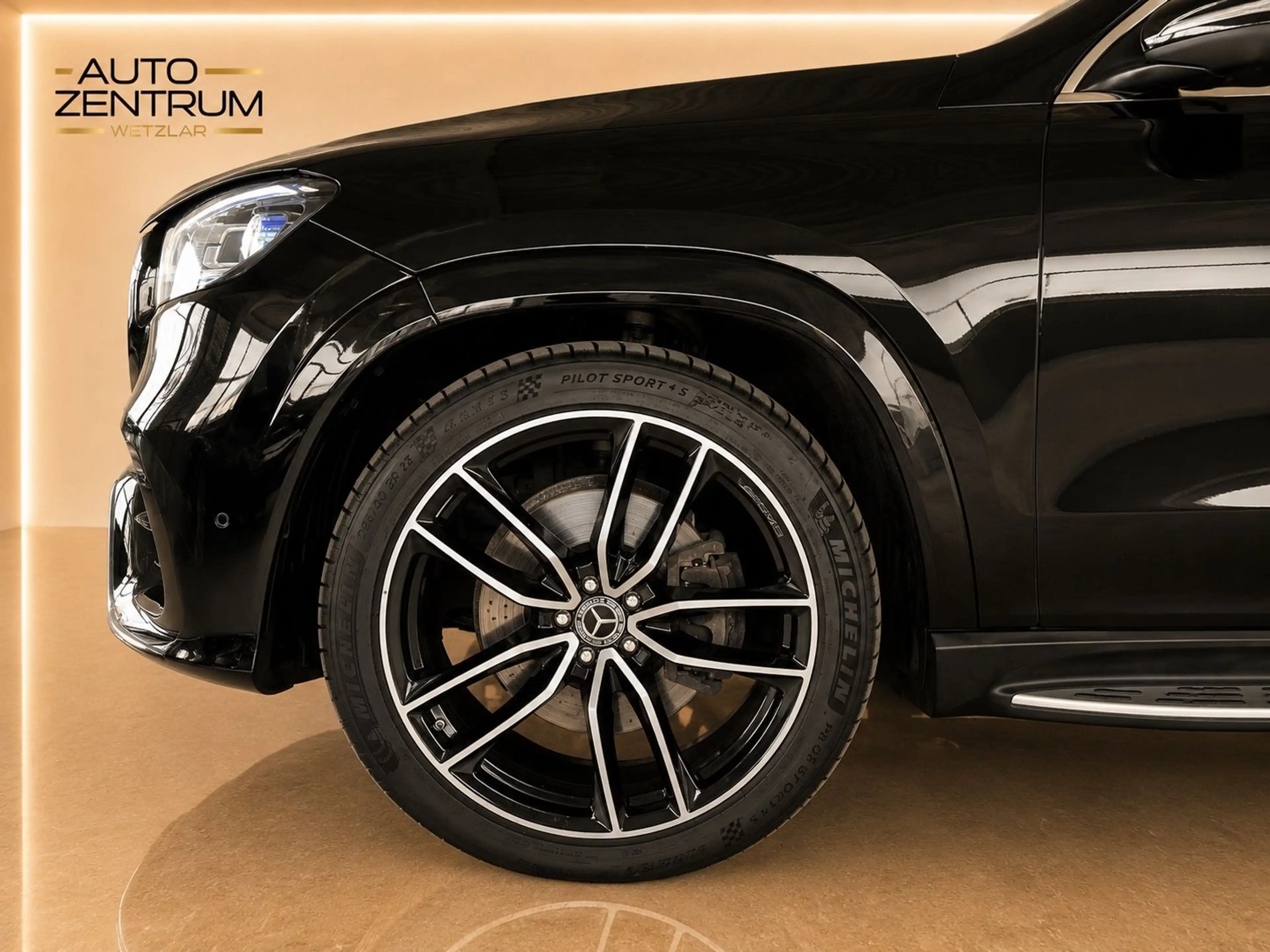 Mercedes-Benz GLS 400 d 4Matic AMG FOND-ENT PANO MBUX FACELIFT — photo 9