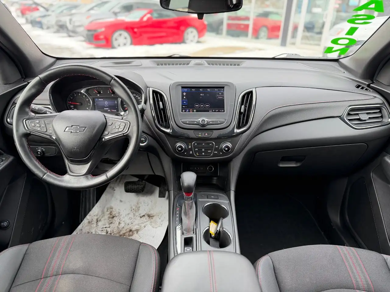 Chevrolet Equinox снимка Chevrolet Equinox