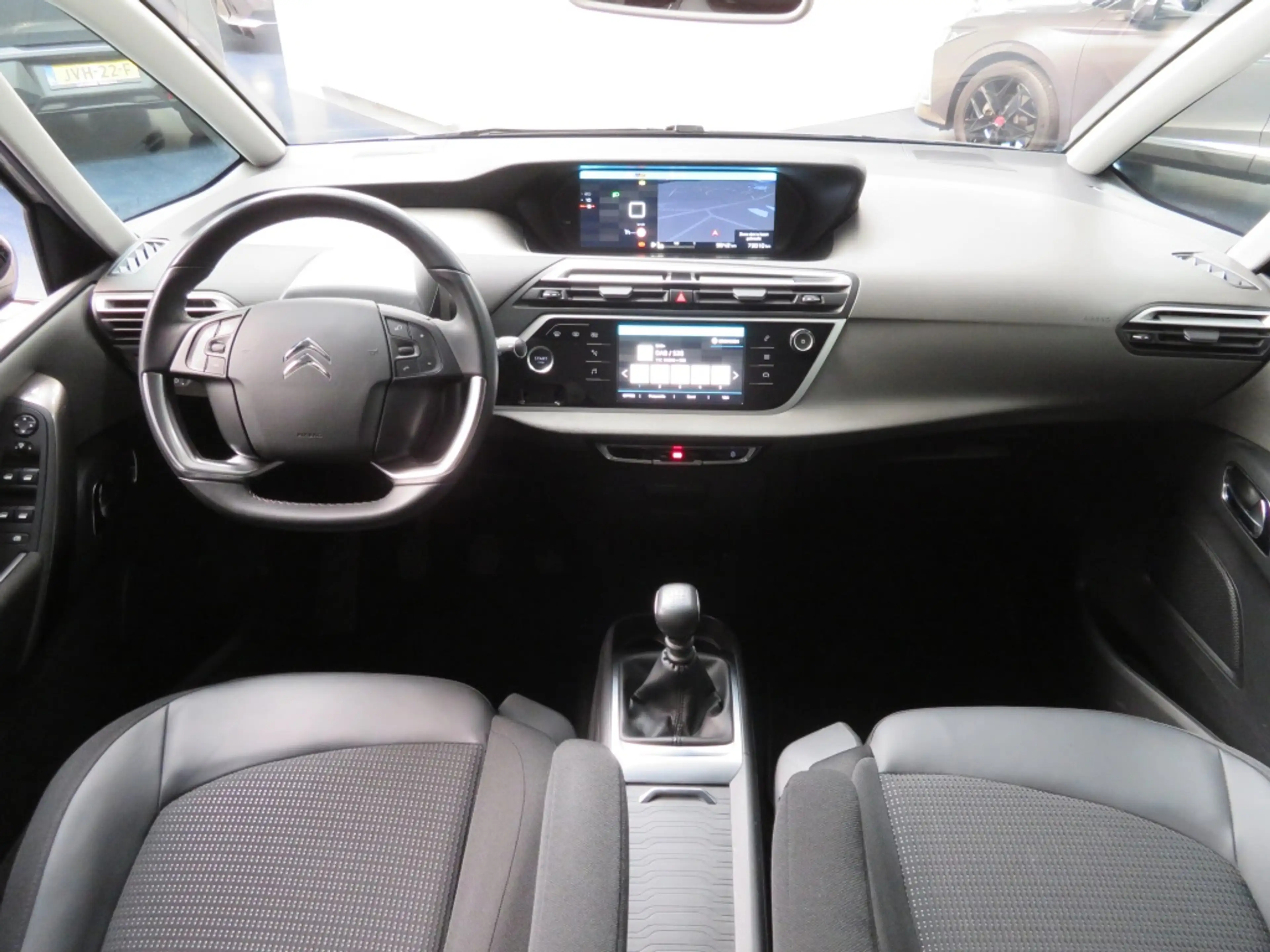 Citroen Grand C4 SpaceTourer 1.2 PureTech Shine — photo 10
