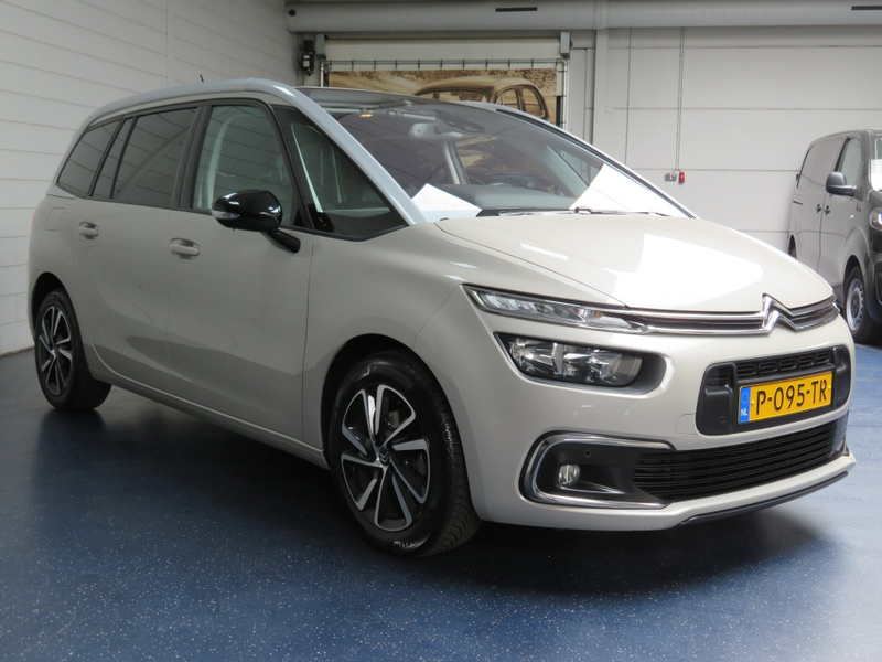 Citroen Grand C4 SpaceTourer 1.2 PureTech Shine — photo 2