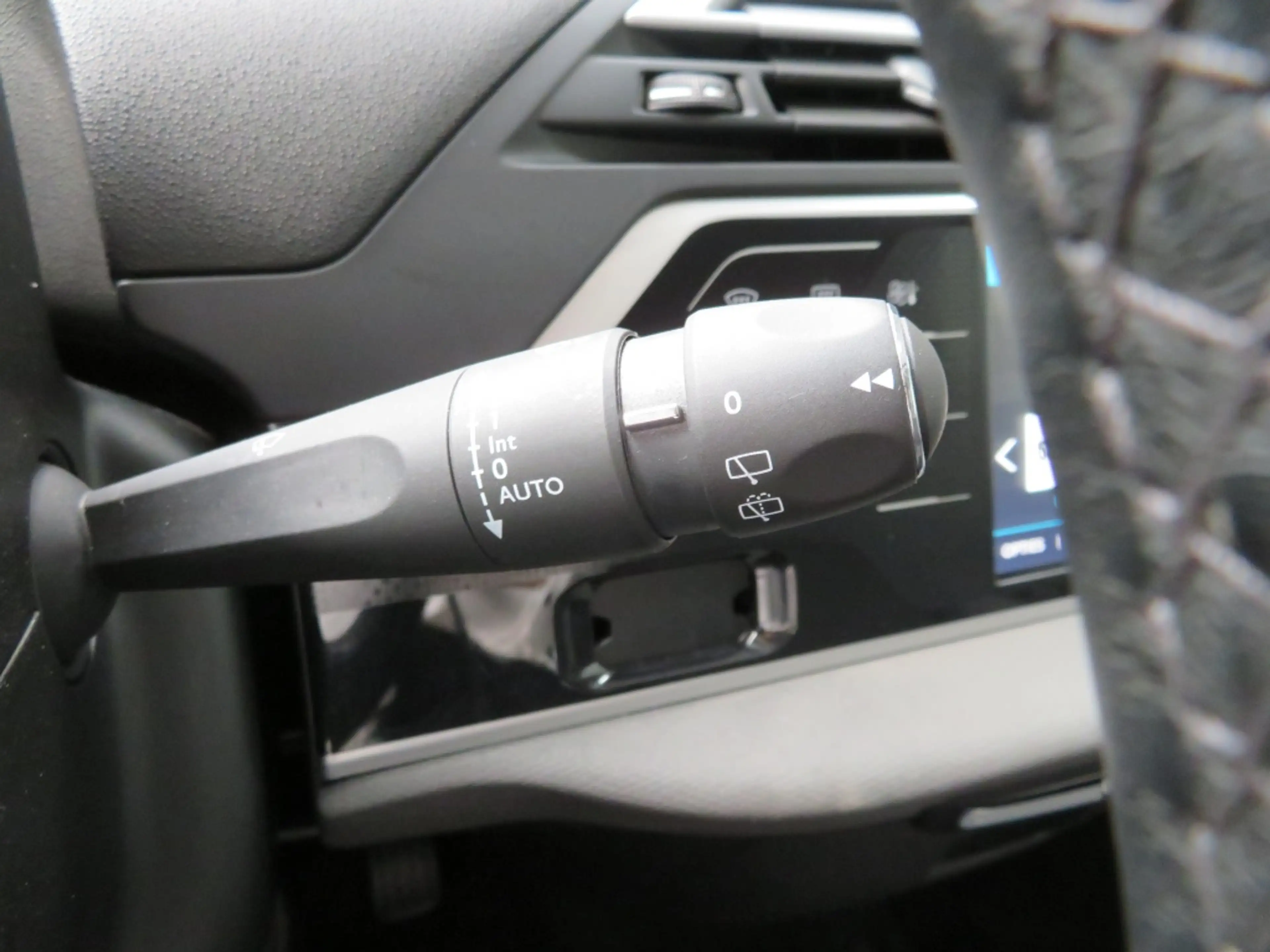 Citroen Grand C4 SpaceTourer 1.2 PureTech Shine — photo 18