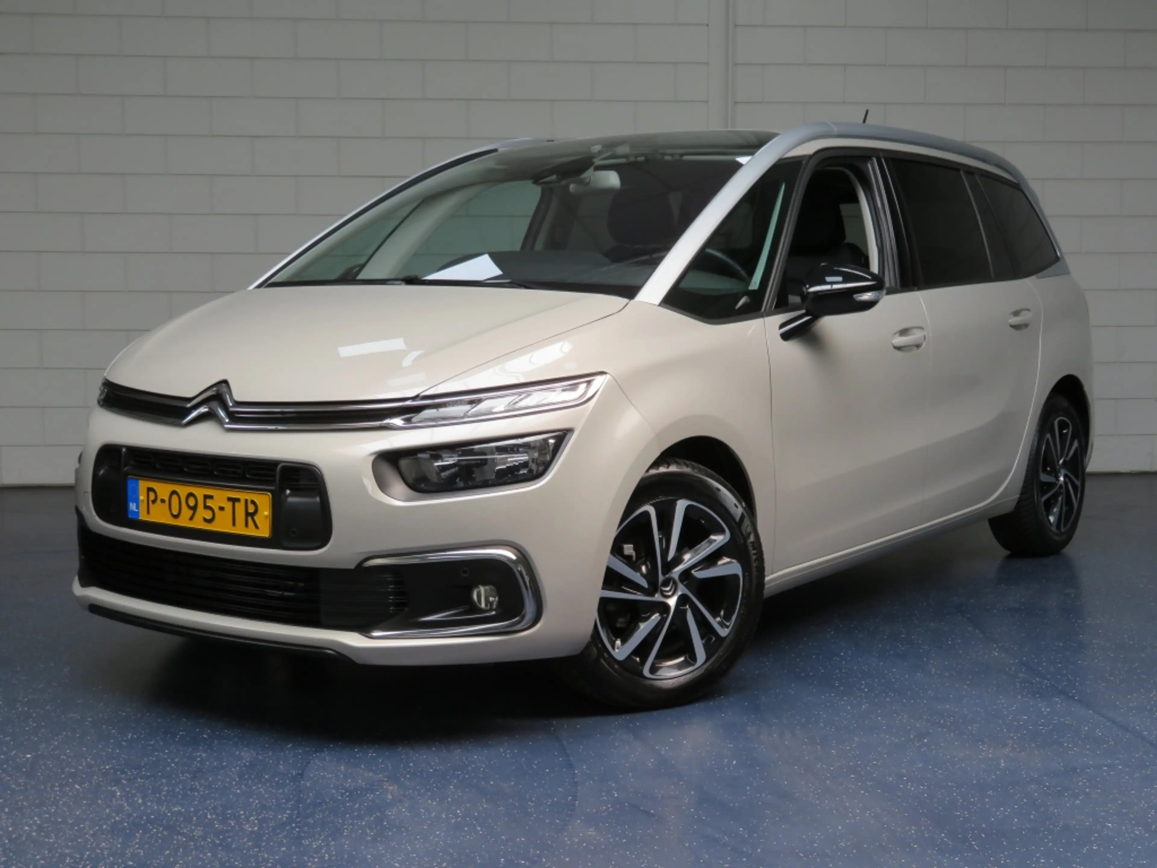 Citroen Grand C4 SpaceTourer 1.2 PureTech Shine
