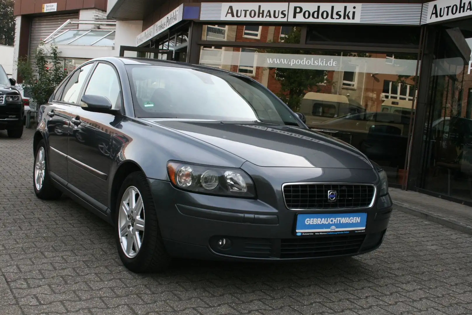 Volvo S40 Lim. 1.8 Momentum | ALU Felgen | Klima Grau - 1
