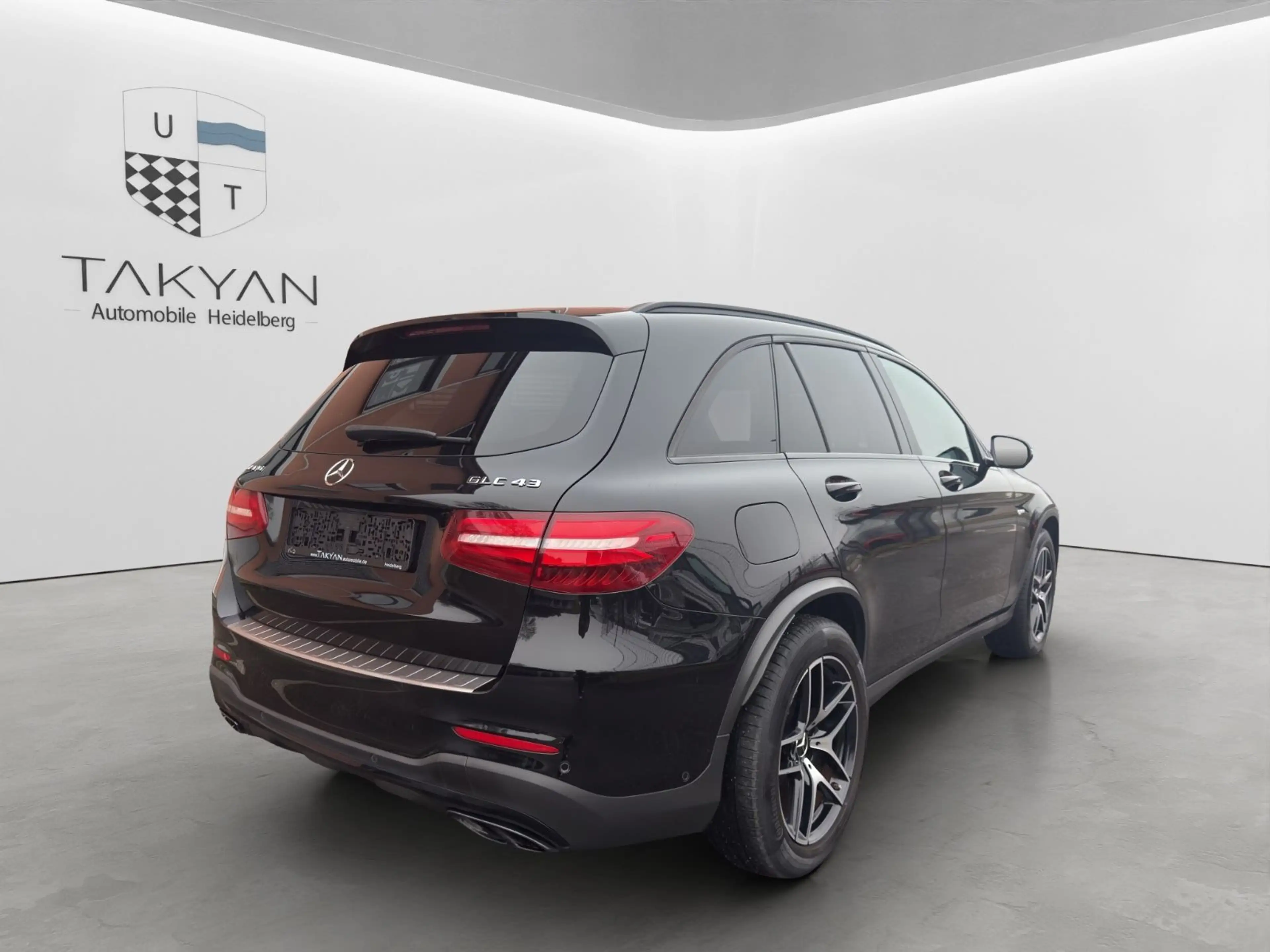 Mercedes-Benz GLC 43 AMG 4Matic — photo 6