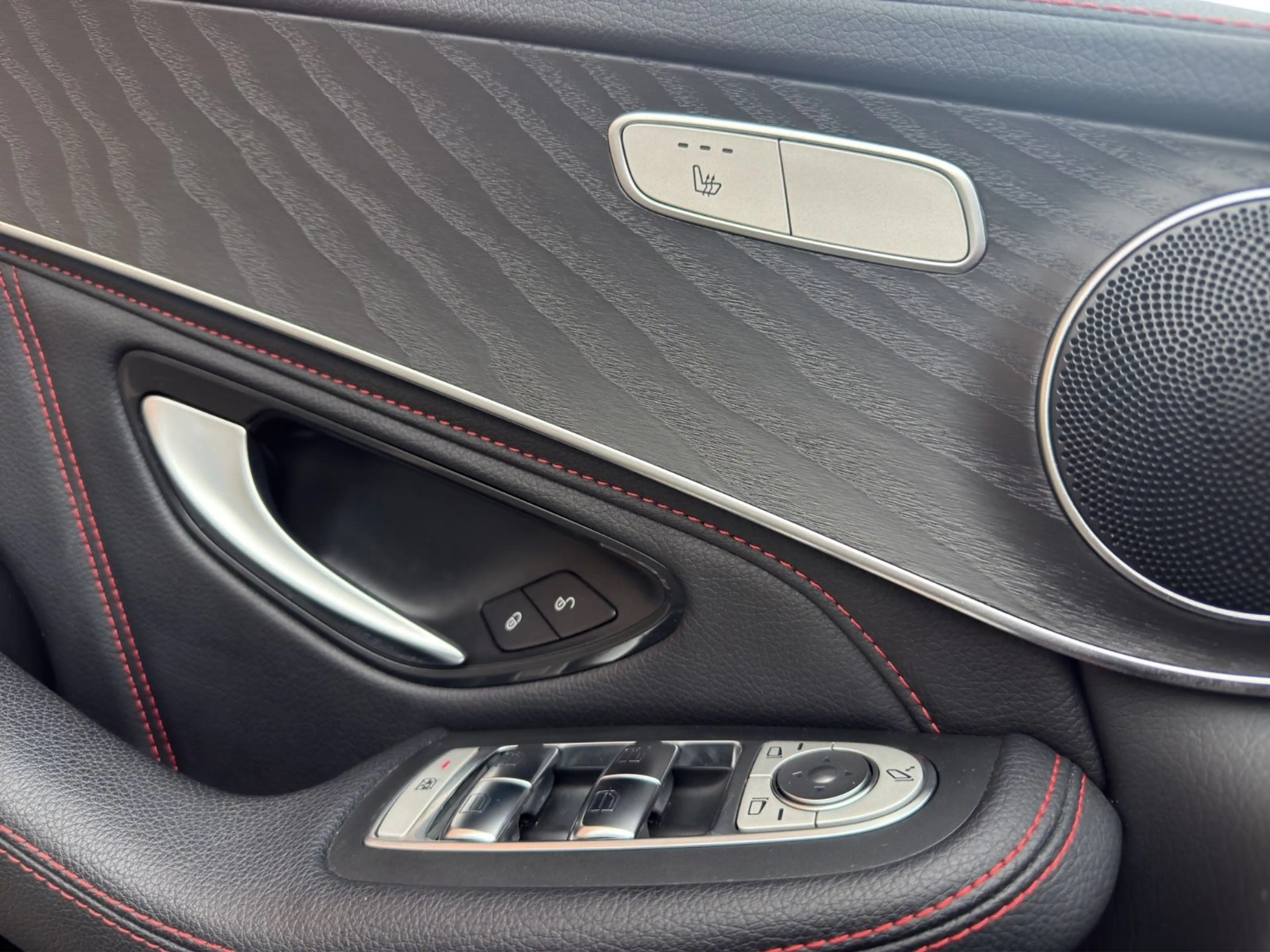 Mercedes-Benz GLC 43 AMG 4Matic — photo 10