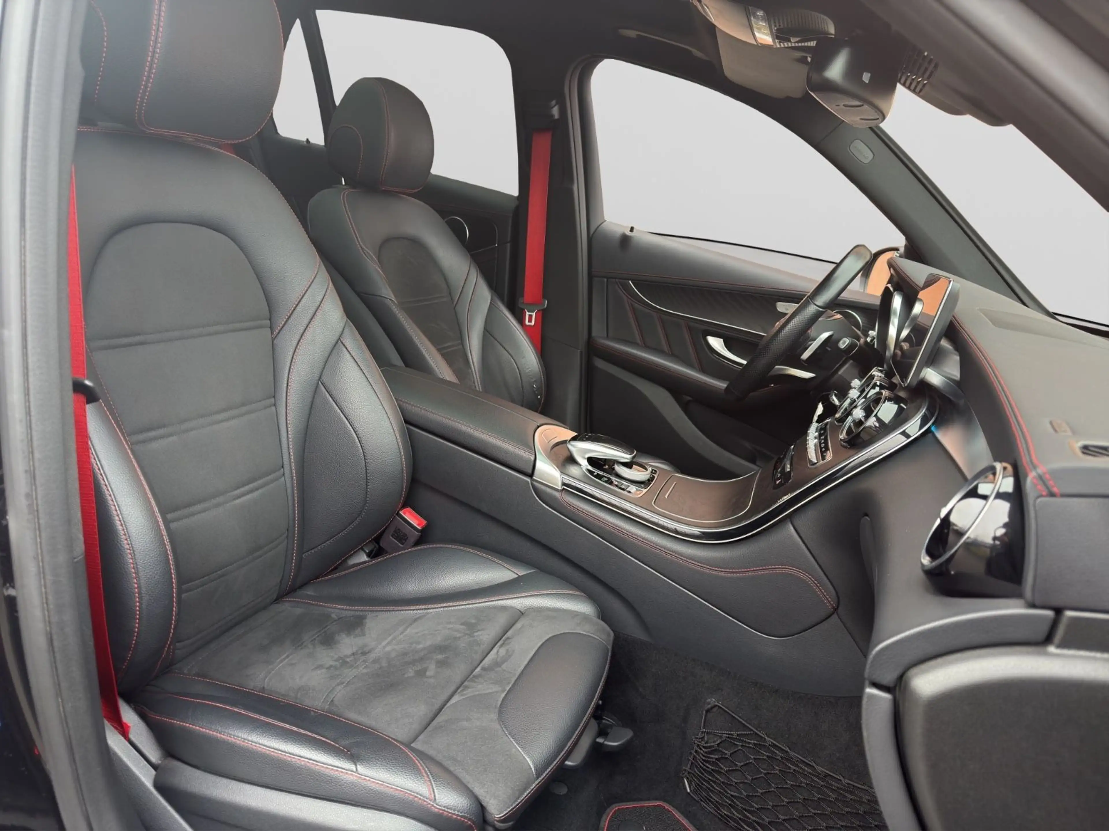 Mercedes-Benz GLC 43 AMG 4Matic — photo 18