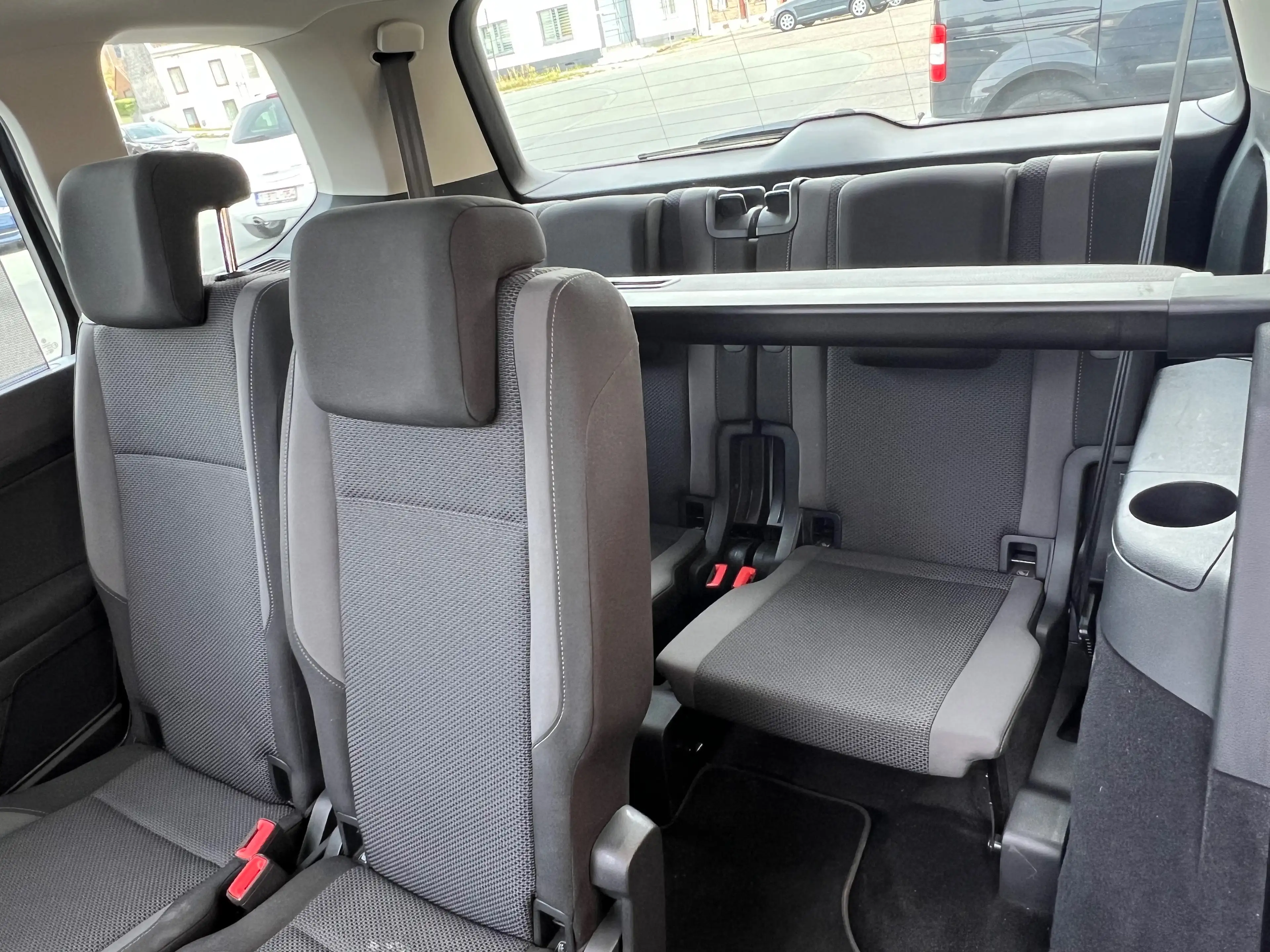 Volkswagen Touran Touran 1.5 TSI Highline  7 PLACES — photo 13