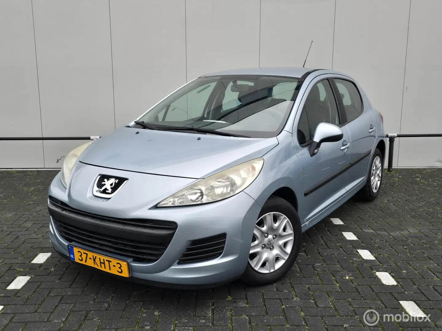 Peugeot 207 1.4 VTi X-Line 133DKM! Nieuwe apk! Bleu - 1