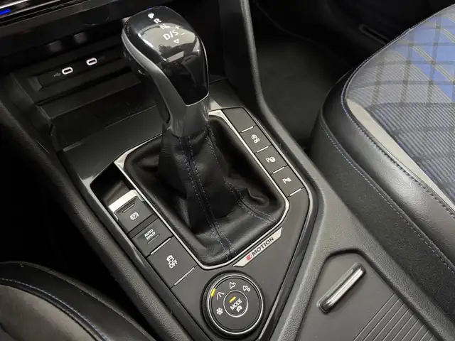Volkswagen Tiguan view 20