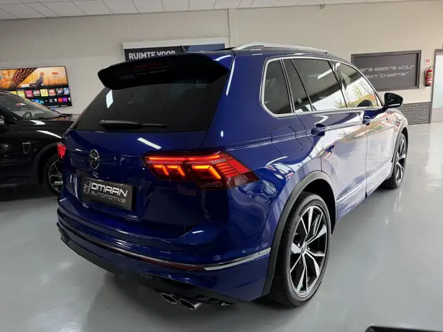 Volkswagen Tiguan view 3
