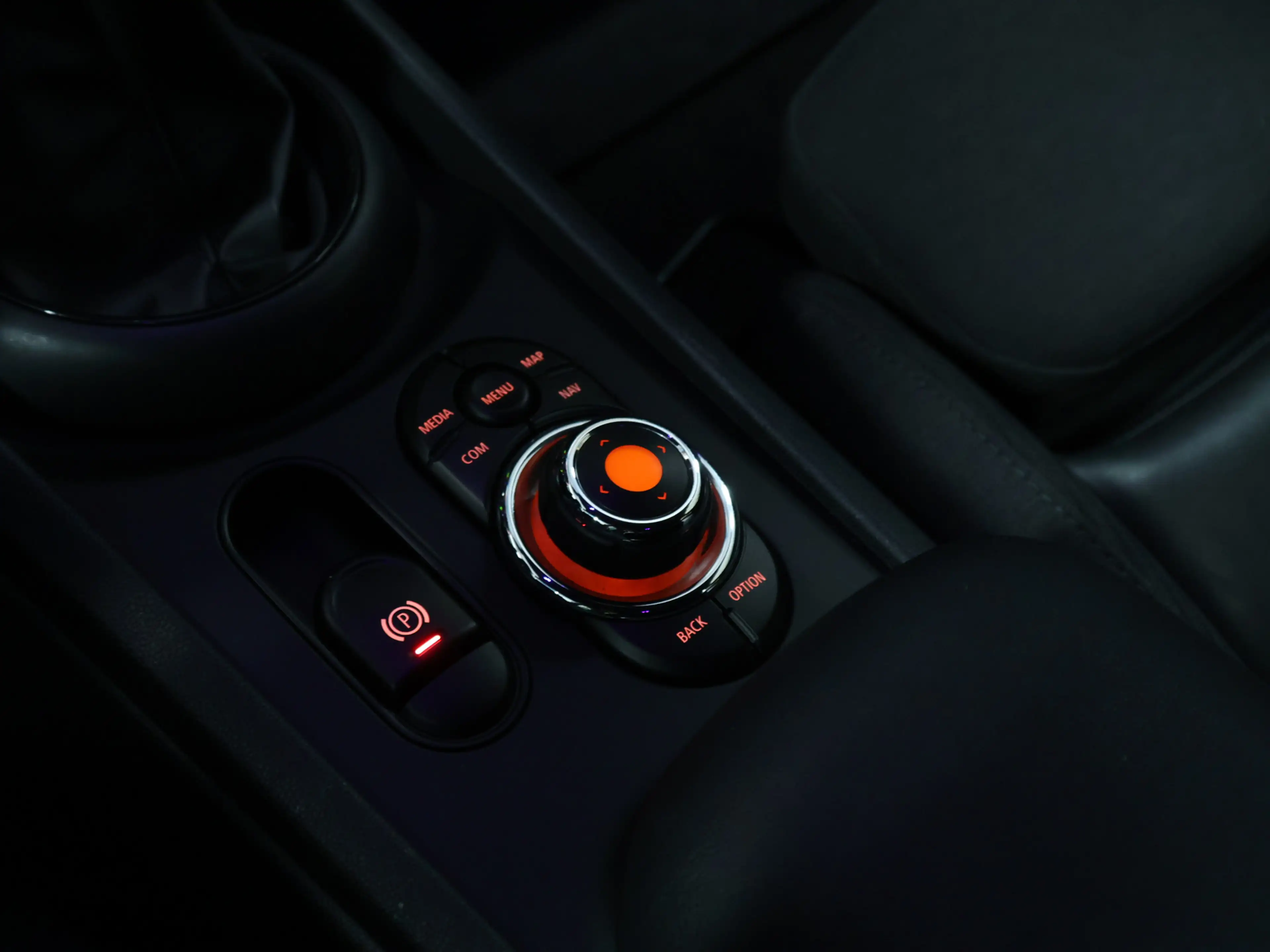 MINI Cooper Clubman 1.5 Chili Hyde Park [JCV VELG, NAVIGATIE, BLUETOOT — photo 18