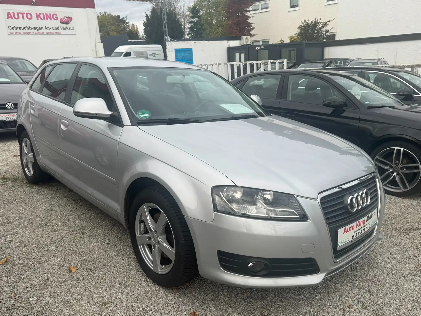 Audi A3 1.4 TFSI AUTOMATIK*NAVI KAMERA*PDC*ALLWETTER NEU R Gris - 1