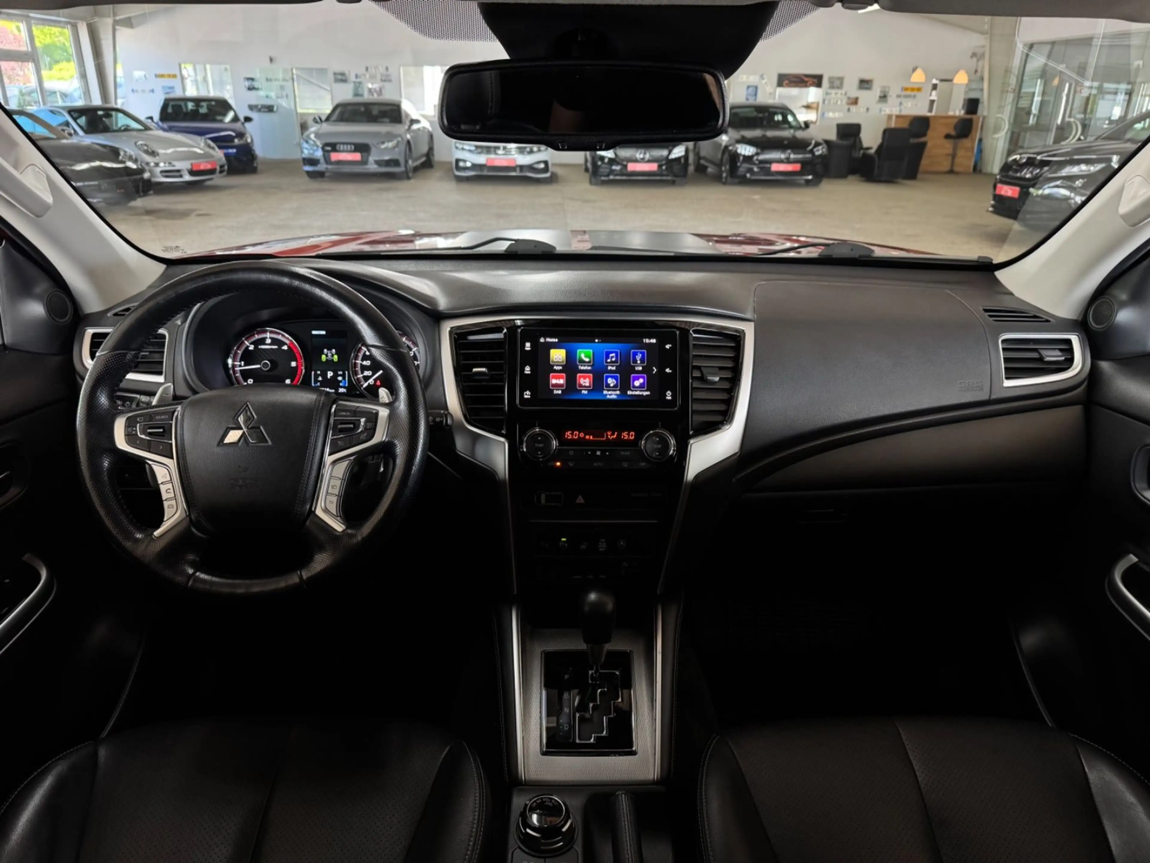 Mitsubishi L200 Top D-Kab 4WD H-Top *STHZ*SHZ*APP*AHK*19%* — photo 12