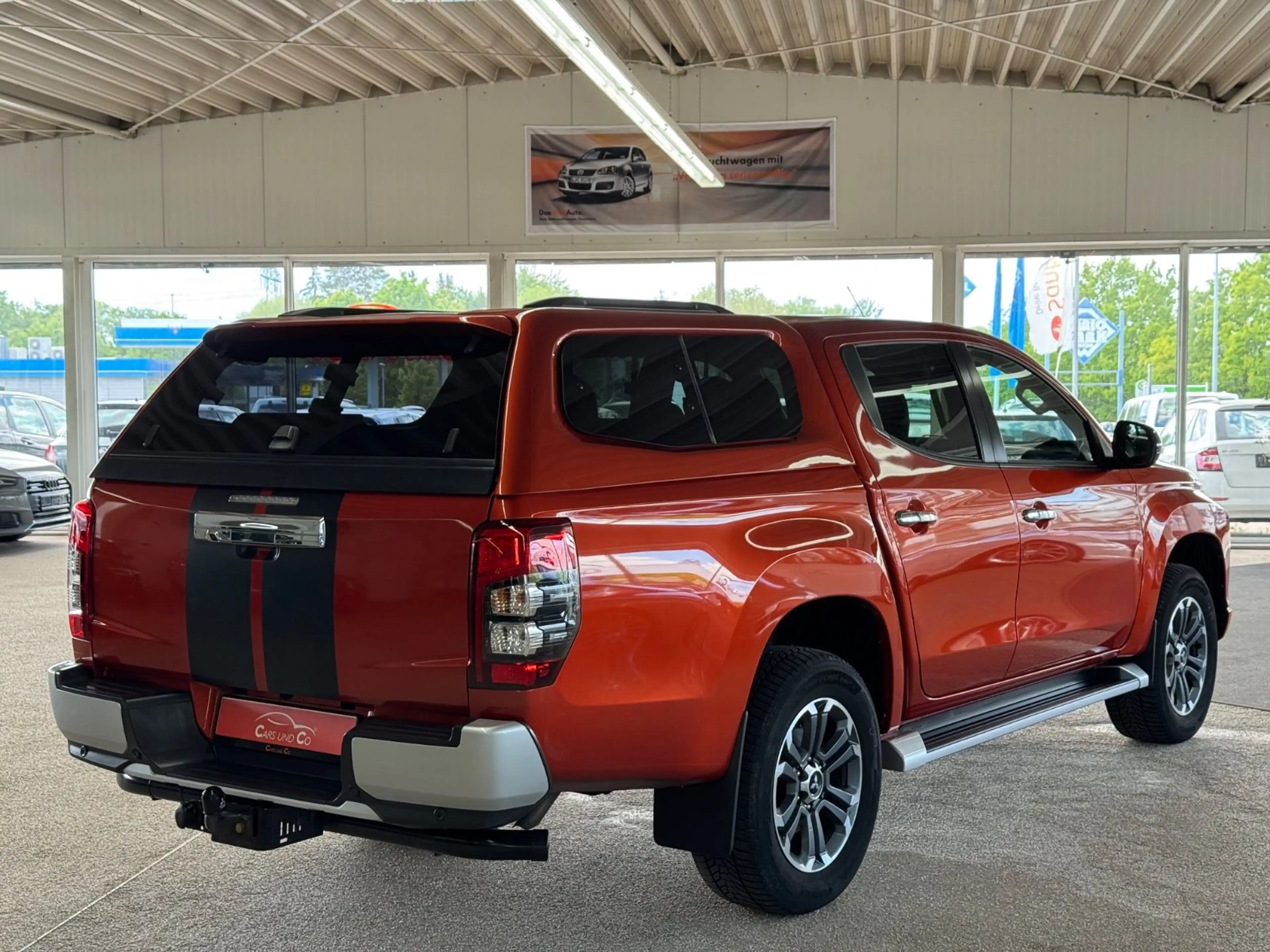 Mitsubishi L200 Top D-Kab 4WD H-Top *STHZ*SHZ*APP*AHK*19%* — photo 4