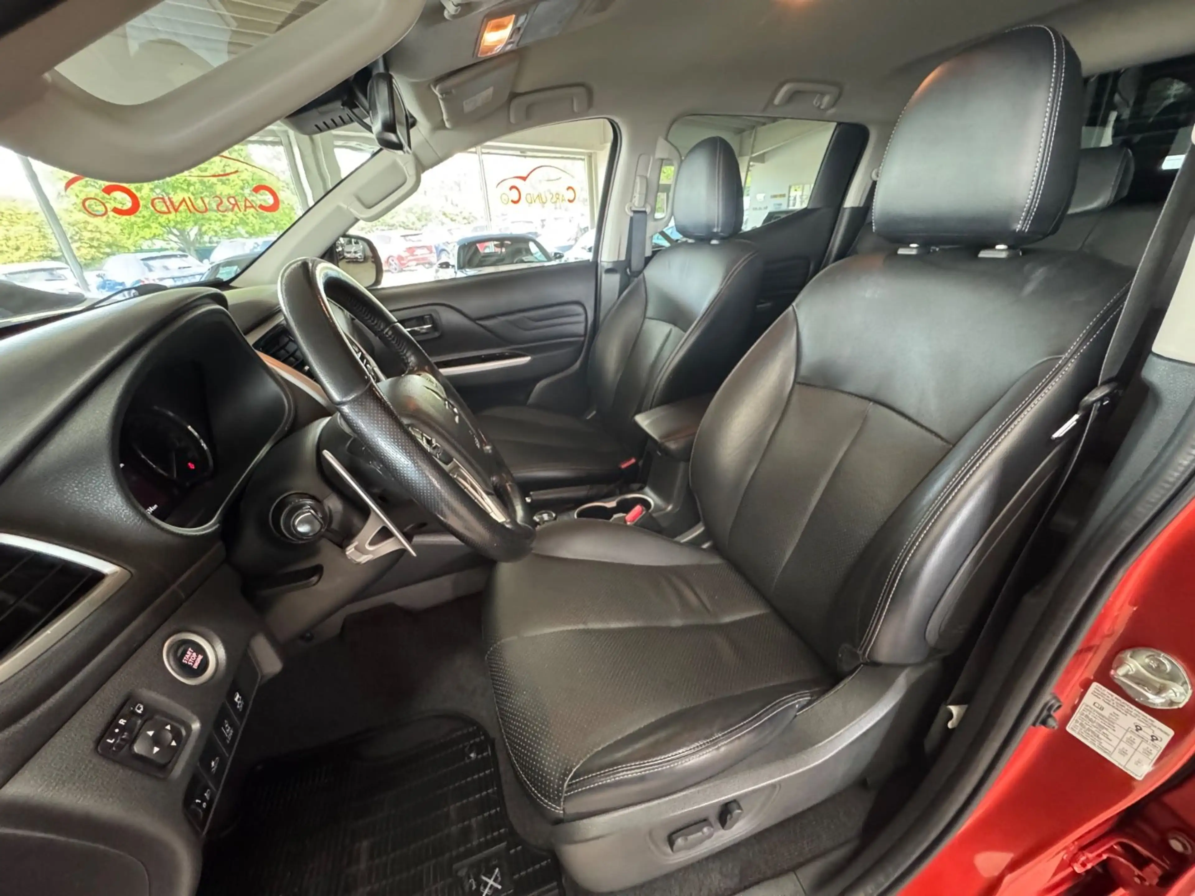 Mitsubishi L200 Top D-Kab 4WD H-Top *STHZ*SHZ*APP*AHK*19%* — photo 14
