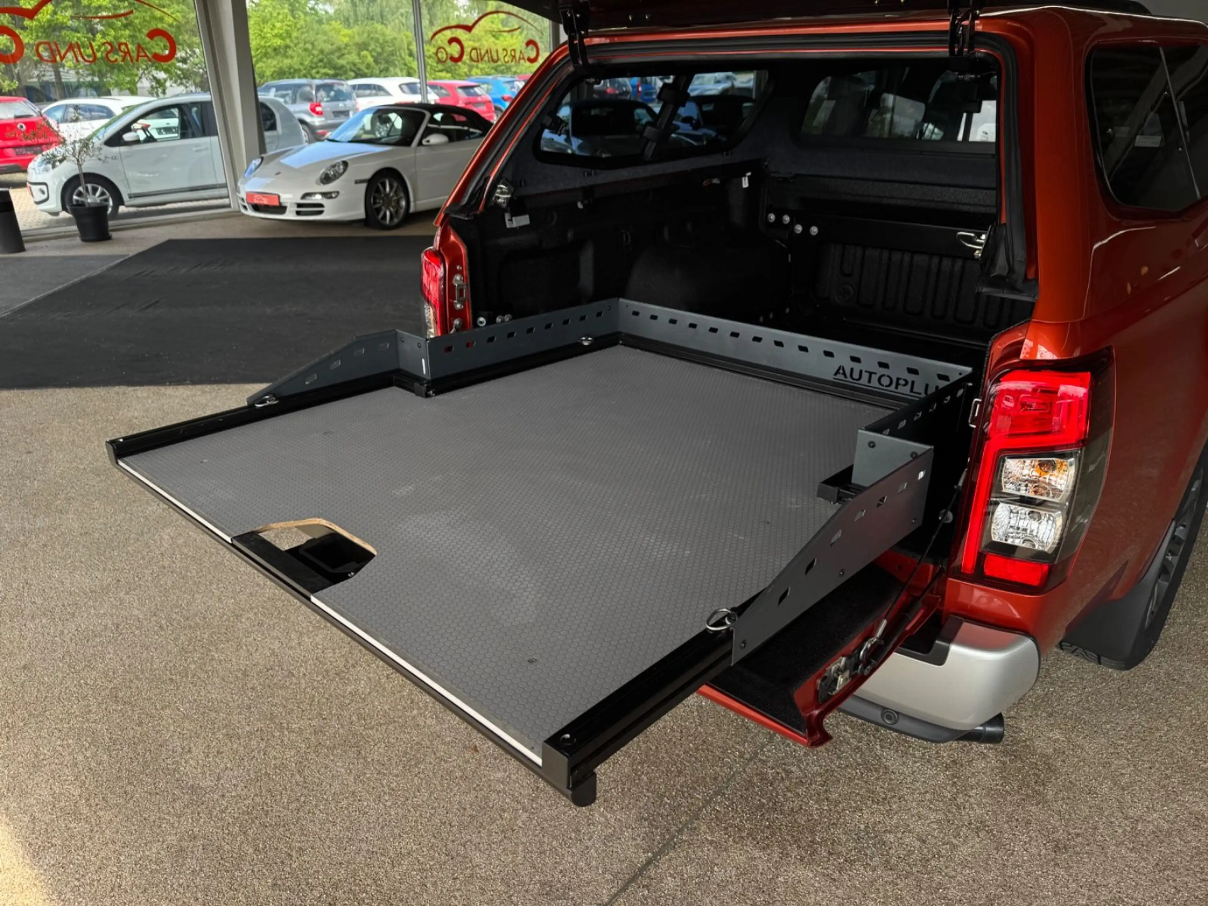 Mitsubishi L200 Top D-Kab 4WD H-Top *STHZ*SHZ*APP*AHK*19%* — photo 8