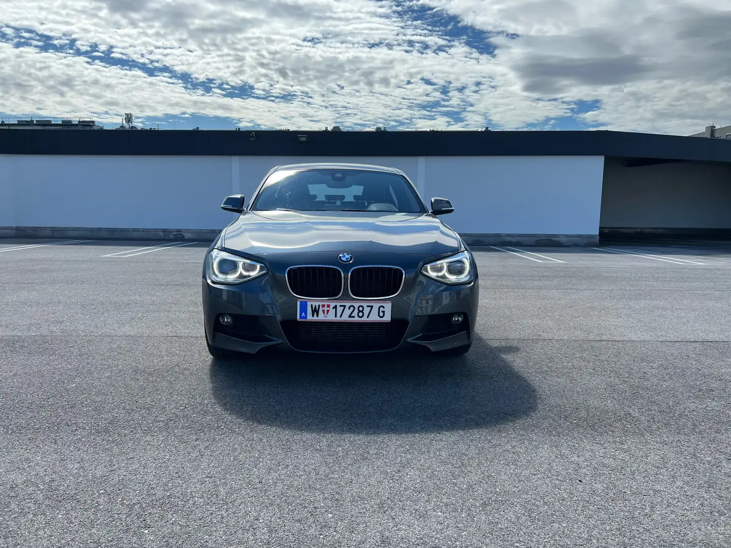 BMW 120 120d M ab Werk Grau - 1