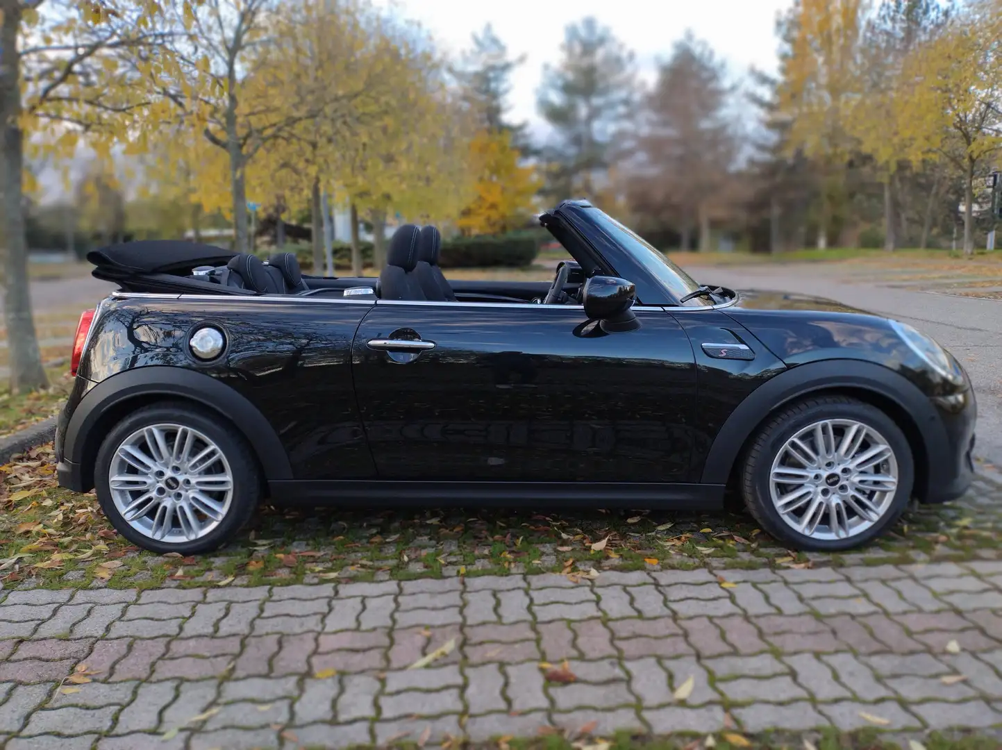 MINI Cooper S Cabrio Nero - 2