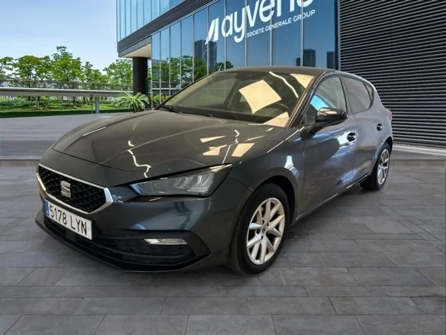 SEAT Leon 1.5 TSI S&S Style 130 Negro - 1