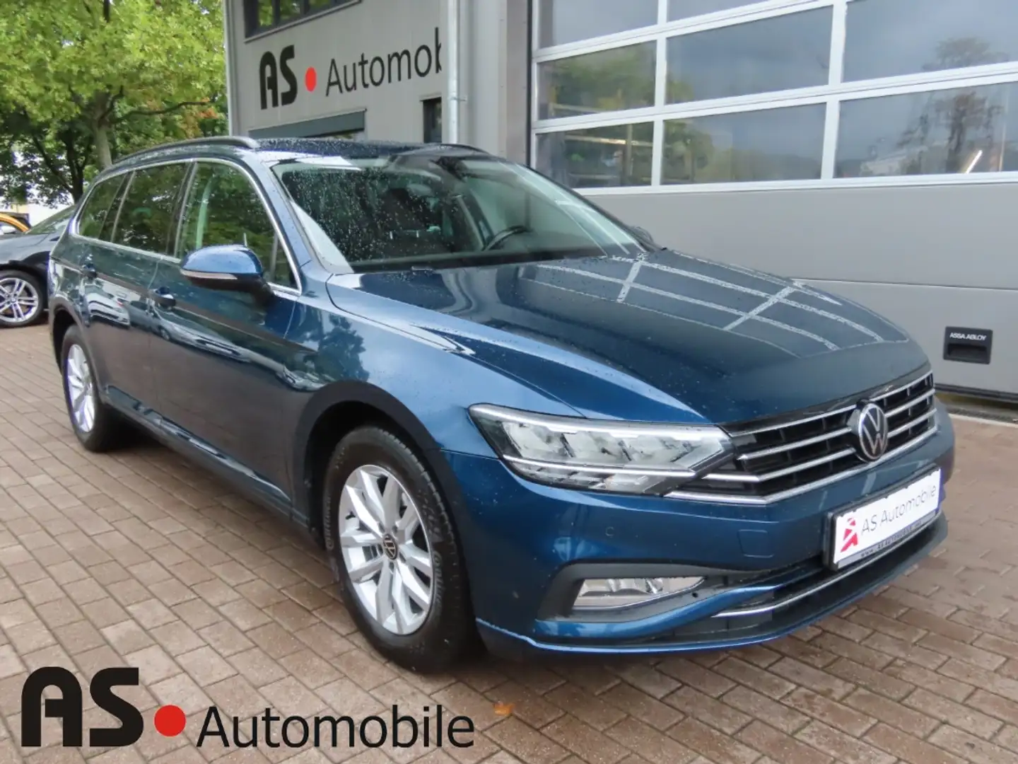 Volkswagen Passat Variant 2.0 TDI 1.Hd*Navi*ACC*Kam*AHK Bleu - 1
