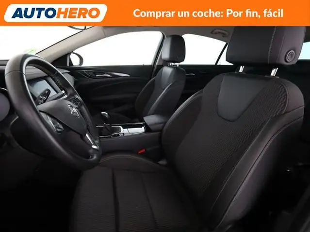 Opel Insignia view 11