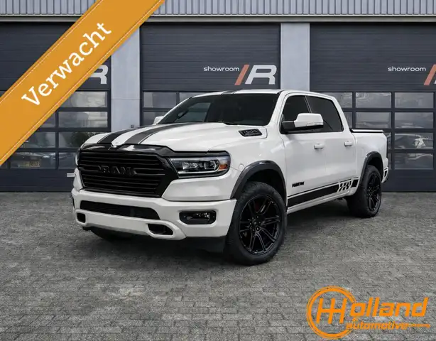 Dodge RAM 1500 4X4 5.7 V8 4x4 Crew Cab