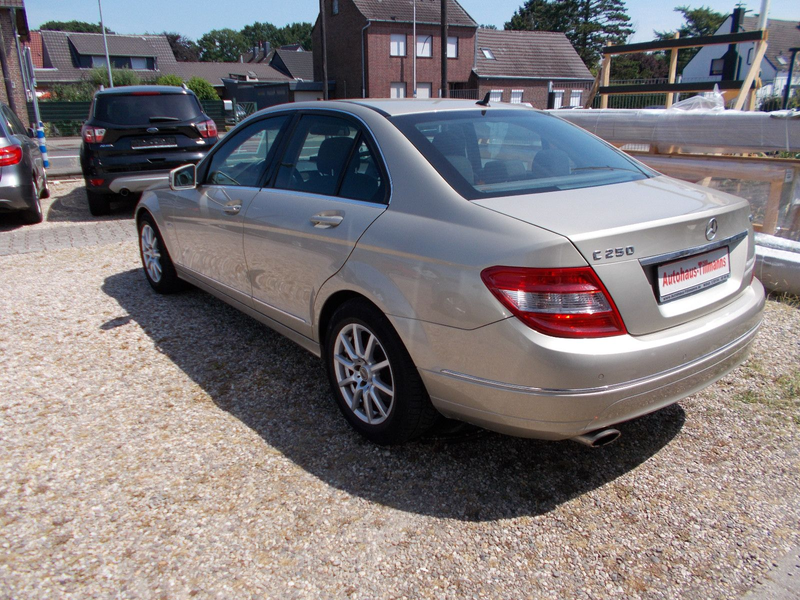 Mercedes-Benz C 250 CGI BlueEfficiency,2Hand,Scheckheft — photo 5