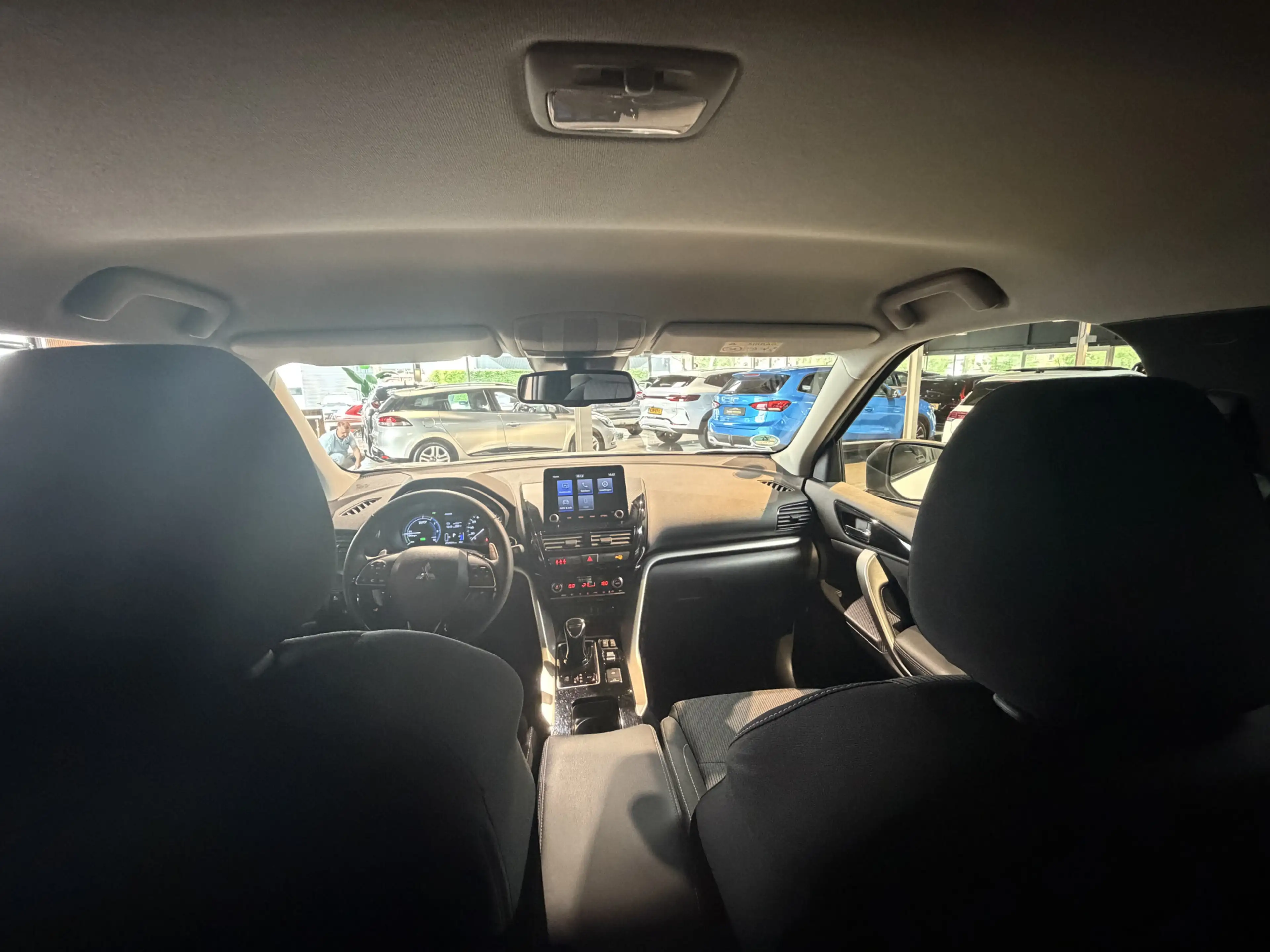 Mitsubishi Eclipse Cross 2.4 PHEV Instyle Adaptive Cruise control | — photo 12