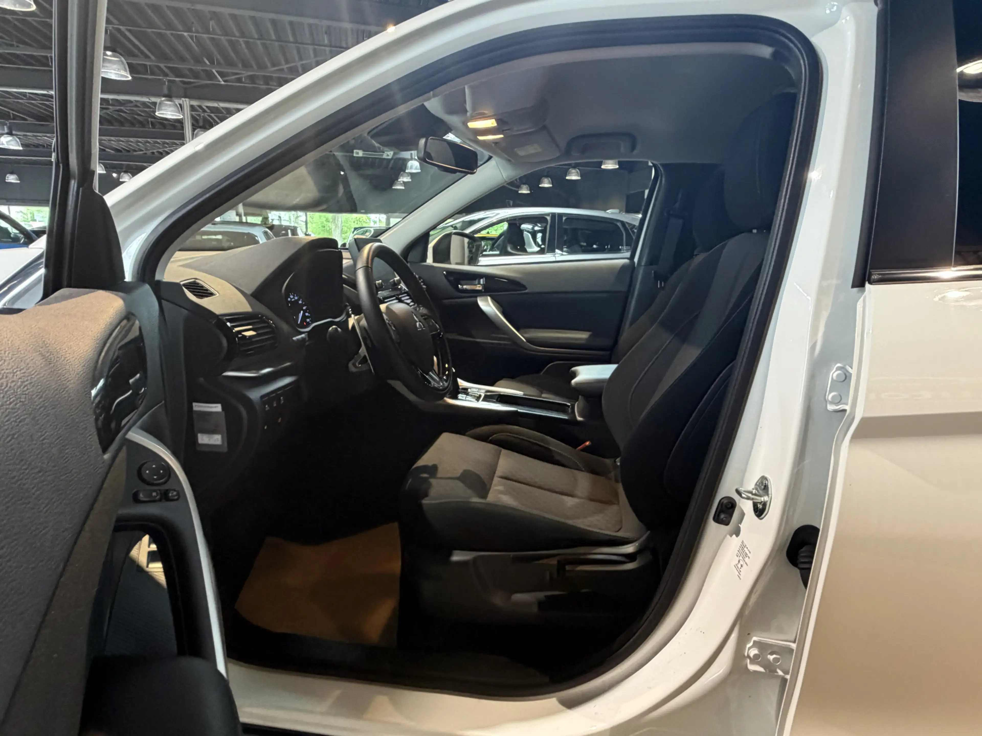 Mitsubishi Eclipse Cross 2.4 PHEV Instyle Adaptive Cruise control | — photo 8