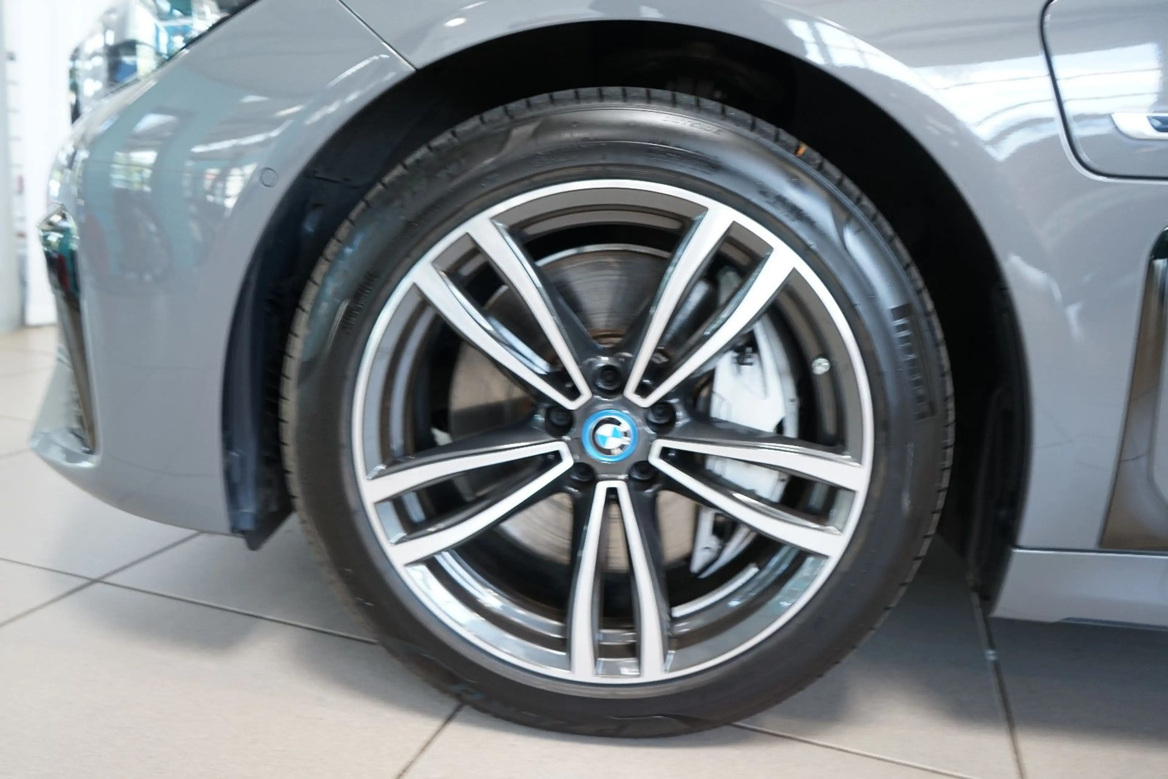 BMW 745 e M Sport Massage+HK+FondEntertainment+Luftf. — photo 8
