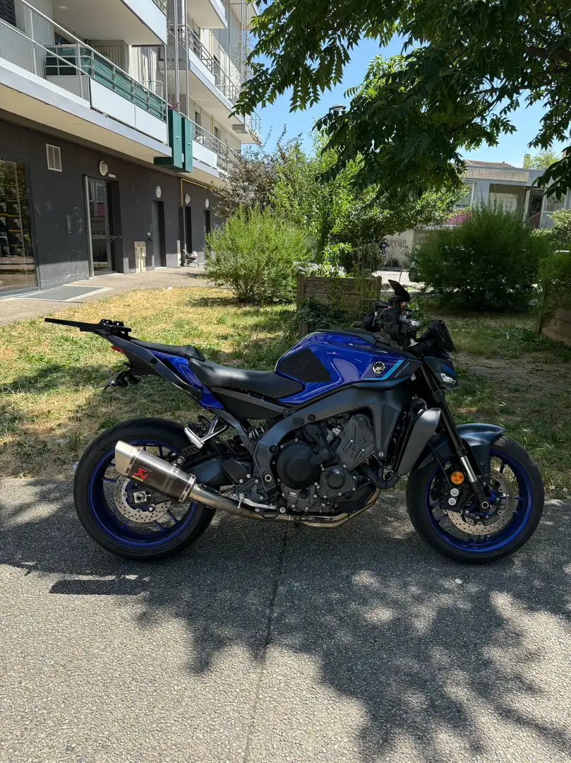 Yamaha MT-09 Bleu - 2