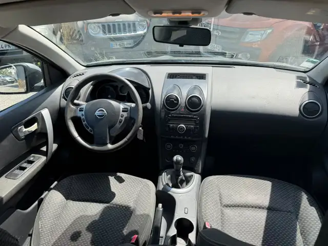 Nissan Qashqai view 6