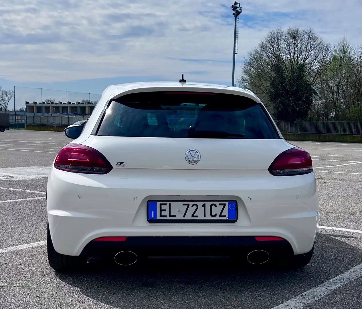 Volkswagen Scirocco 1.4 tsi 122cv - 2