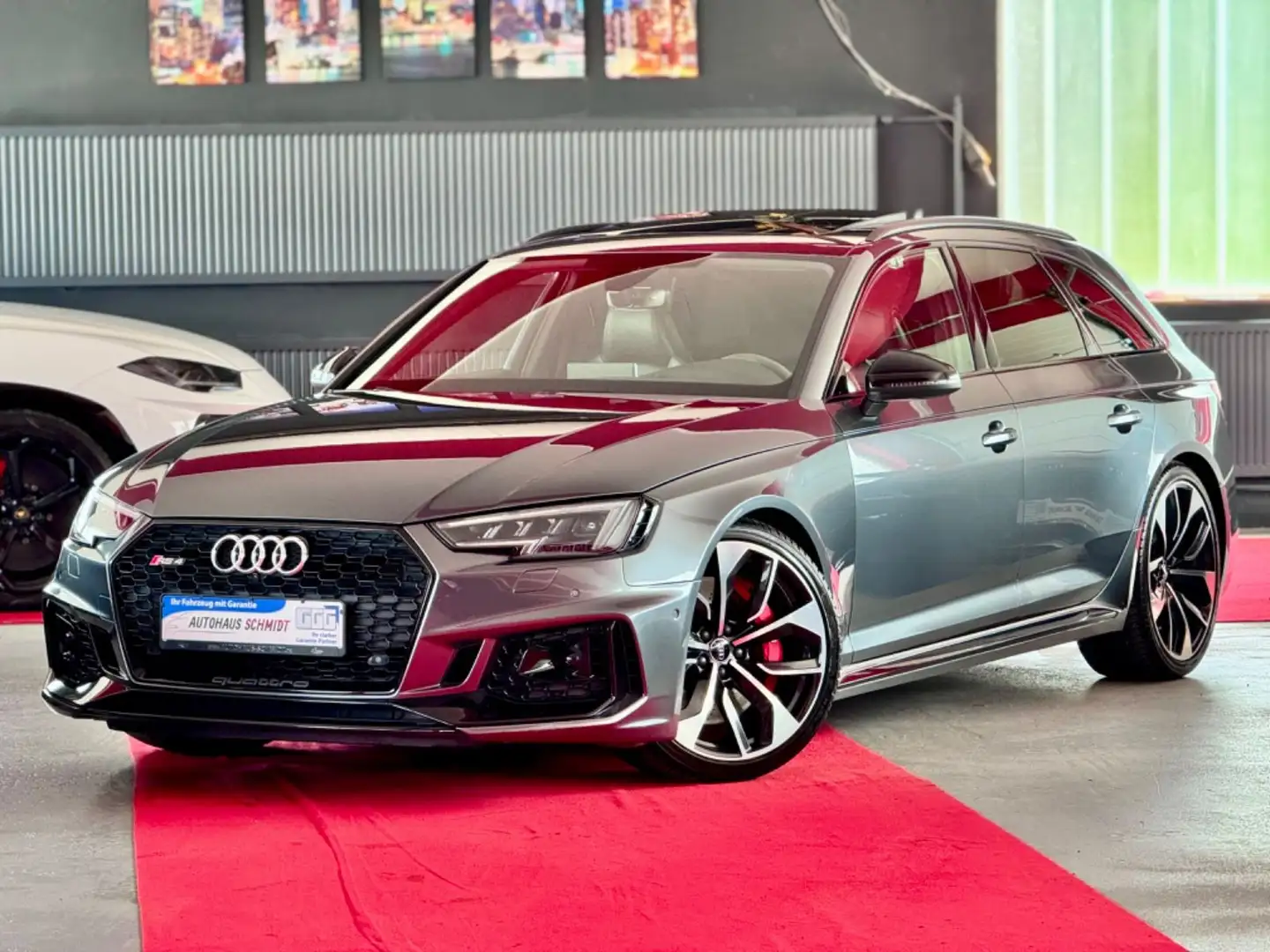 Audi RS4 Pano ACC HeadUp Raute B&O Sportabgas Matrix Grijs - 1