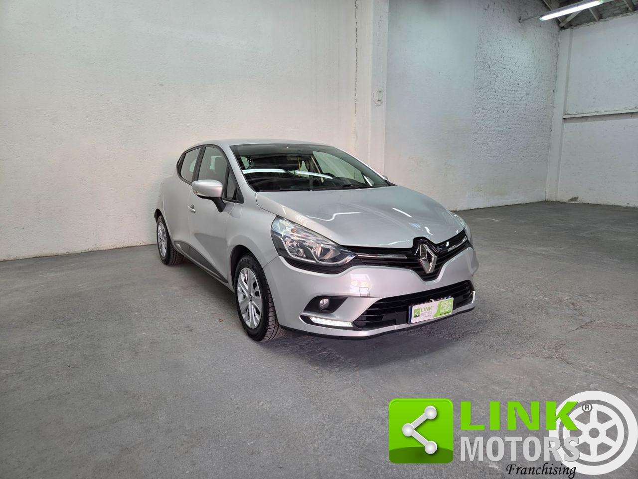Renault Clio TCe 12V 90 CV 5 porte Life GARANZIA NEOPATENTATI