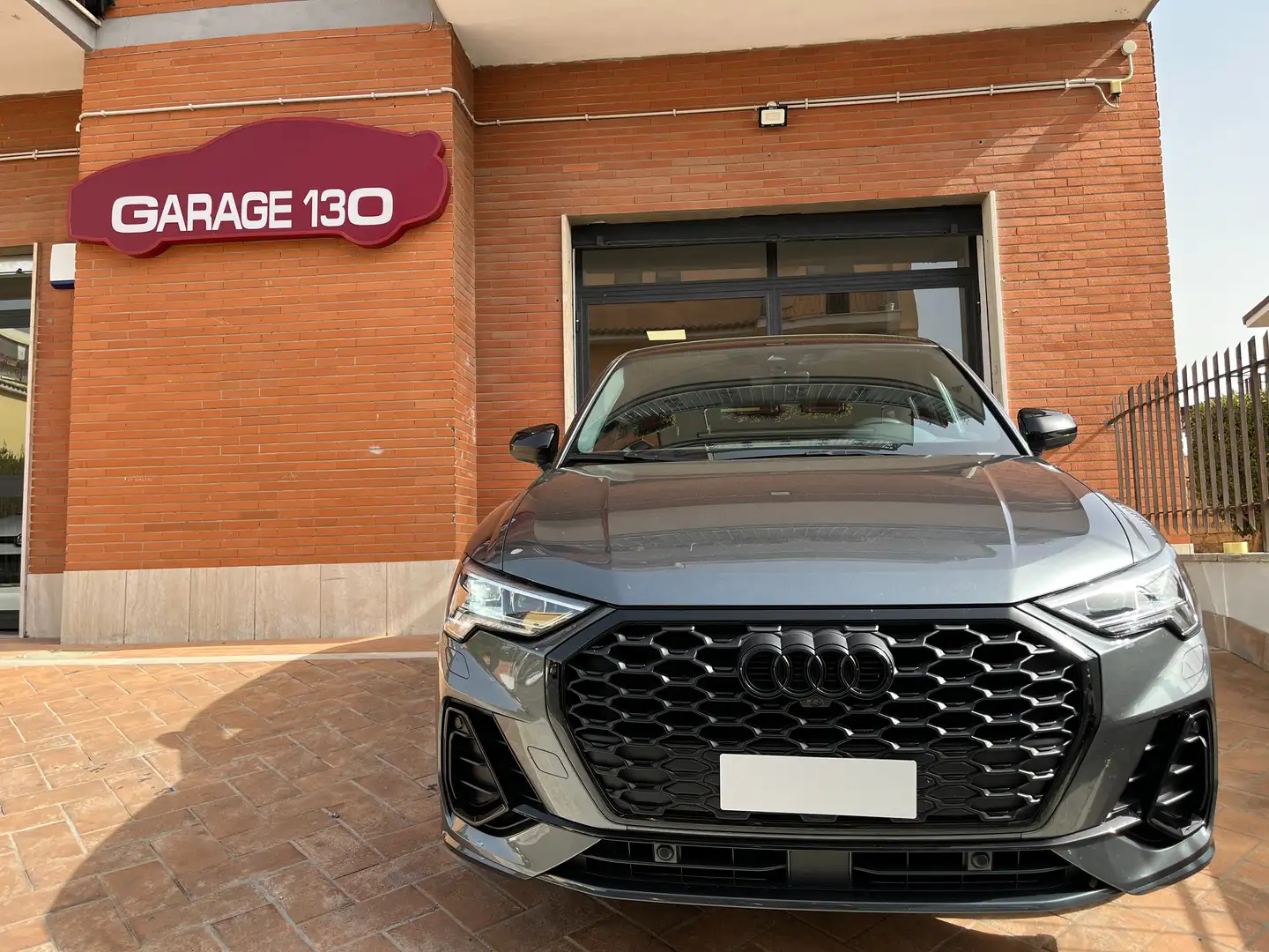 Audi Q3 Sportback 35 2.0 tdi S line edition s-tronic Grigio - 2
