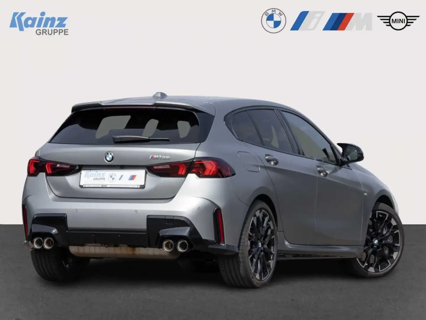 BMW 135 M135 xDrive Grau - 2