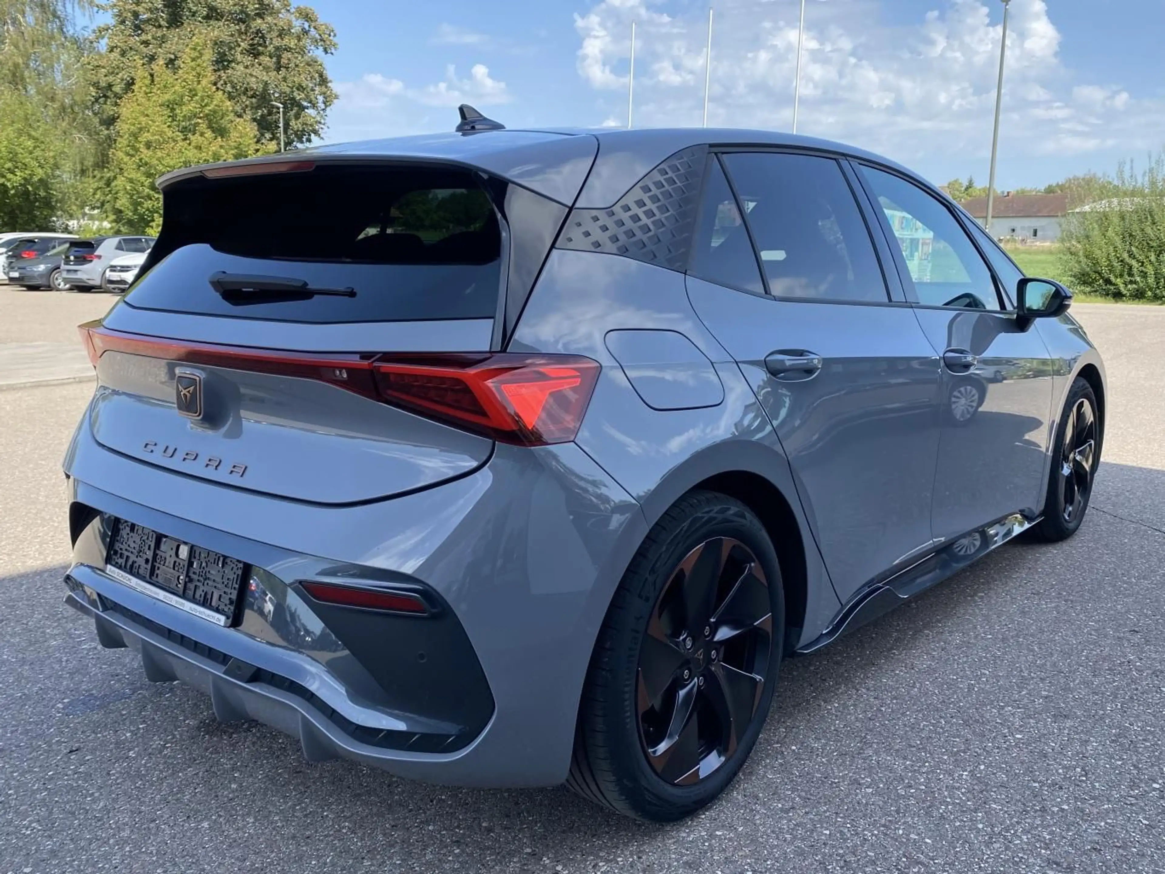 CUPRA Born SCHALENSITZE+19"-KUPFER+NAVI+KAMERA+LED+EL. — photo 5