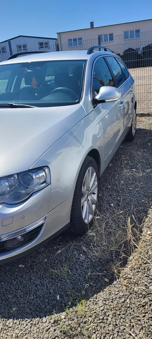 Volkswagen Passat Variant Passat Variant 2.0 TDI DPF Comfortline Silber - 1
