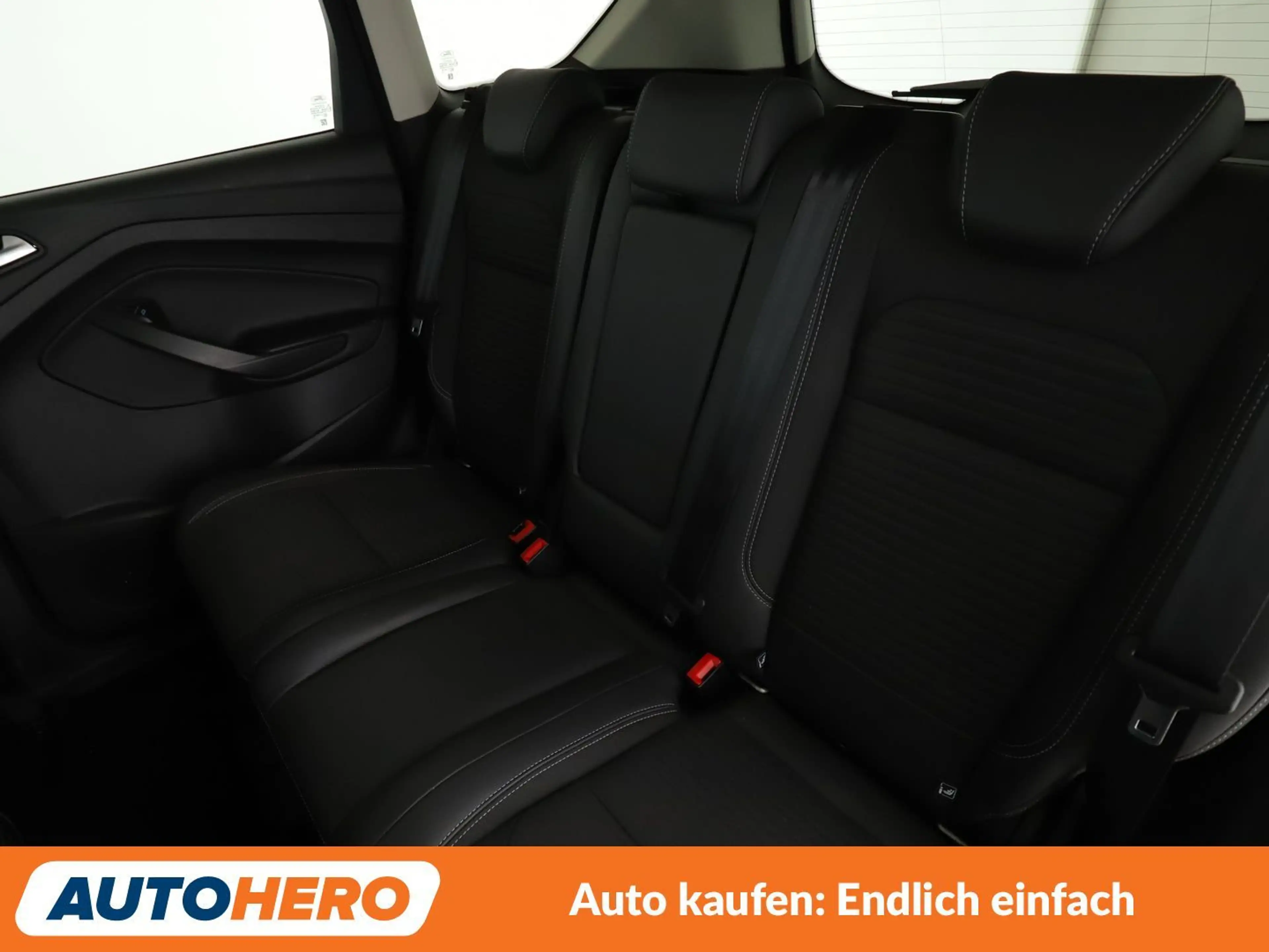 Ford Kuga 1.5 EcoBoost Titanium — photo 14