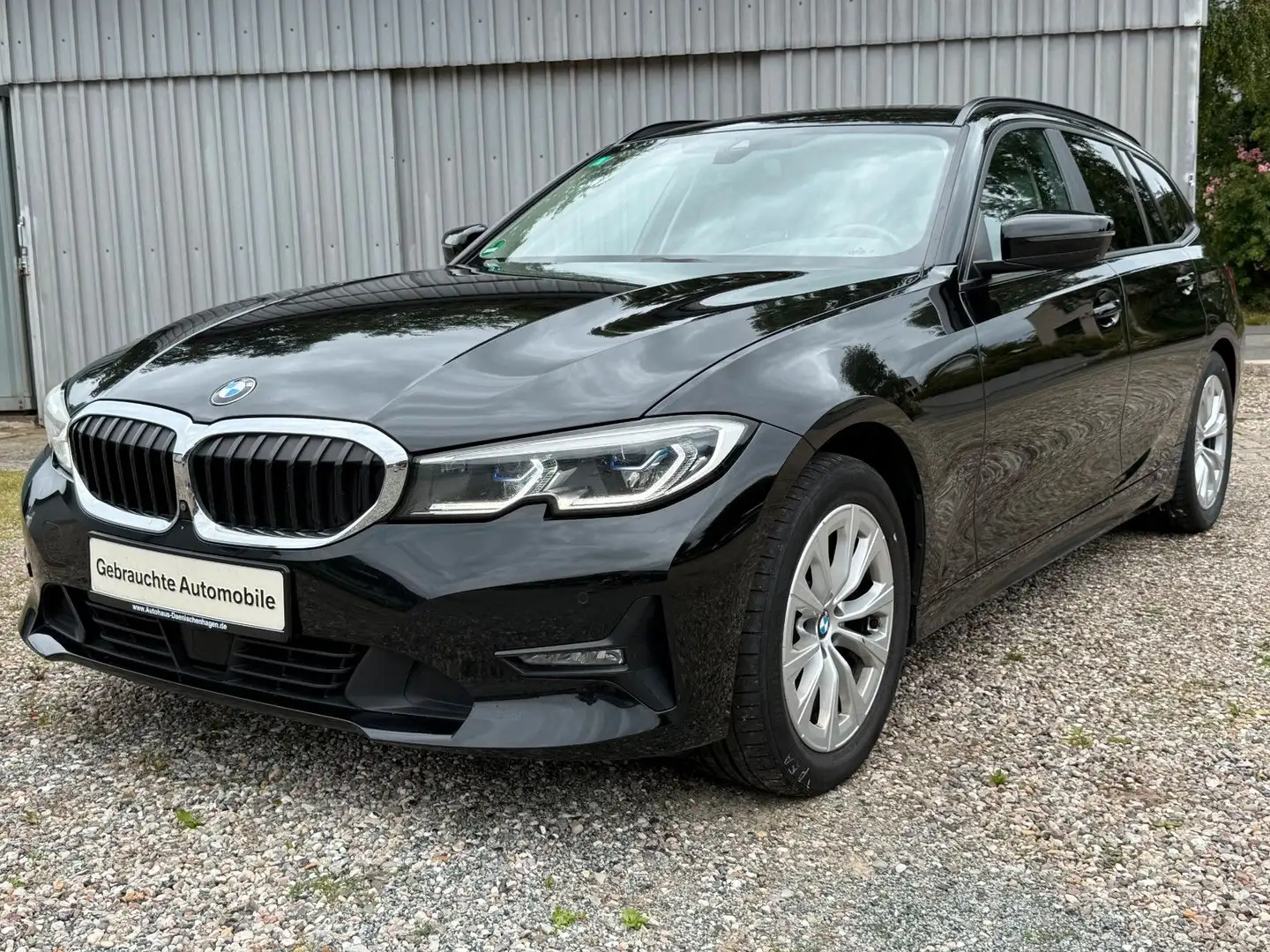 BMW 318 dAT NAVI PROF LASER HUD 360° ACC SPORTSITZE Noir - 1