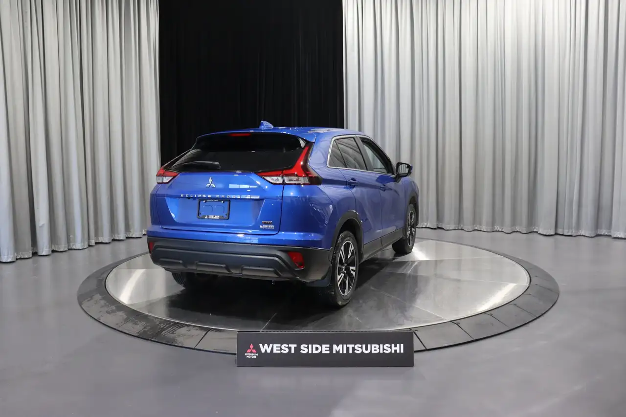 Mitsubishi Eclipse Cross снимка Mitsubishi Eclipse Cross