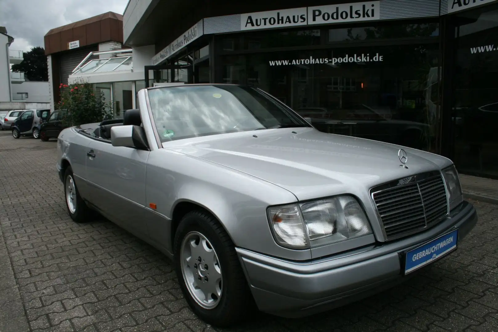 Mercedes-Benz E 200 Cabriolet | Leder| Klima| Garantie|Tüv Neu Srebrny - 1