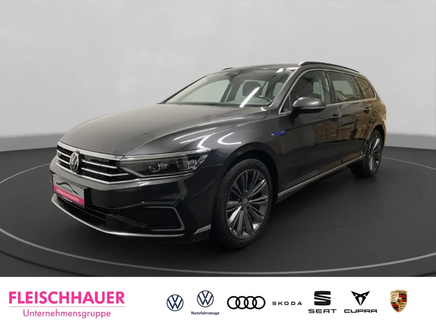 Volkswagen Passat Variant 1.4 GTE LED ACC StandHZG PDCv+h Klima DAB Navi Mas Gris - 1