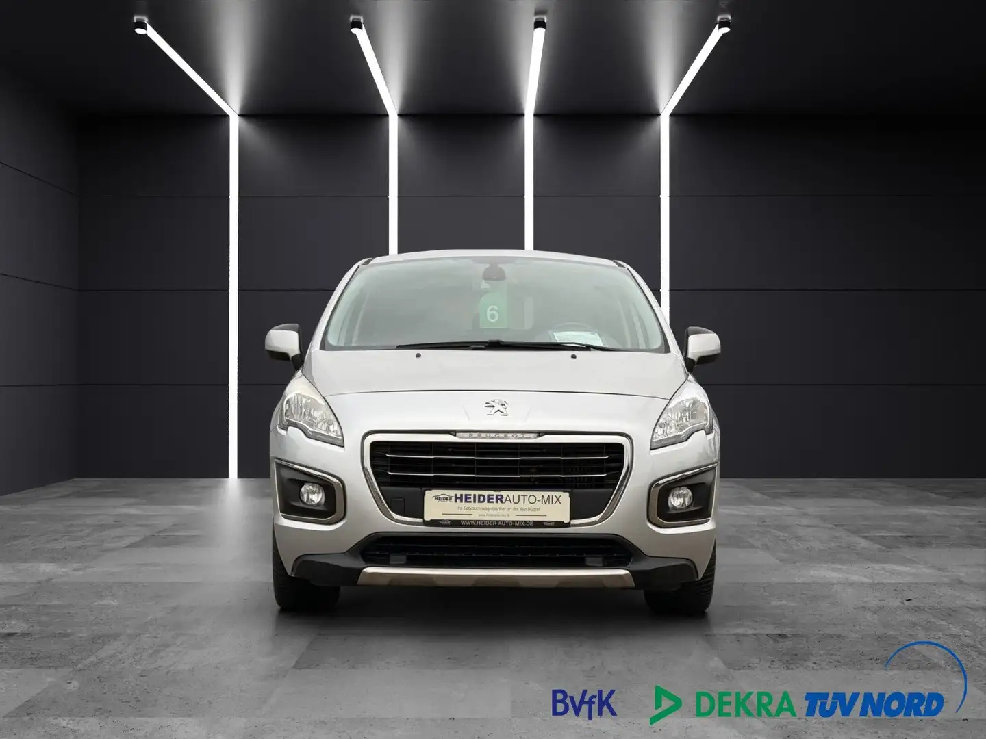 Peugeot 3008 2.0 Blue-HDI Active 1.HAND|TEMPOMAT|PDC|AHK Gris - 2