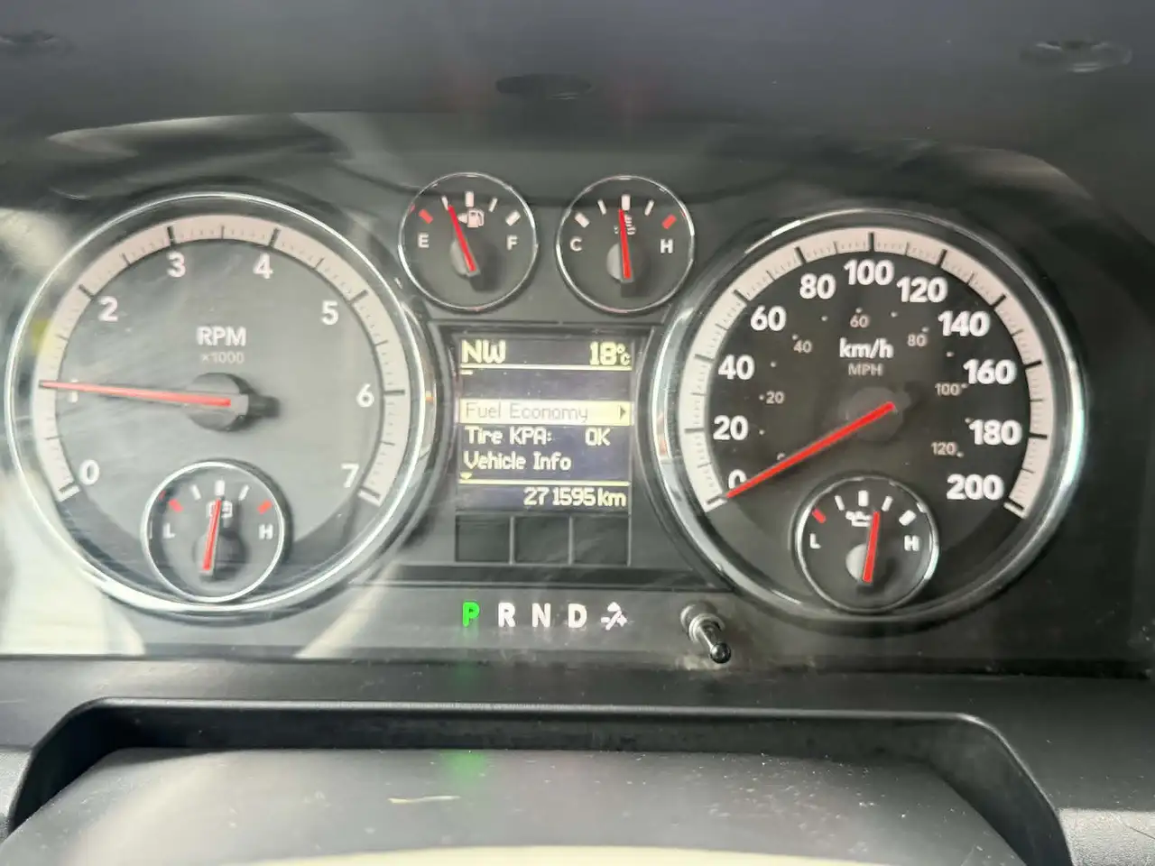 RAM 1500 снимка RAM 1500