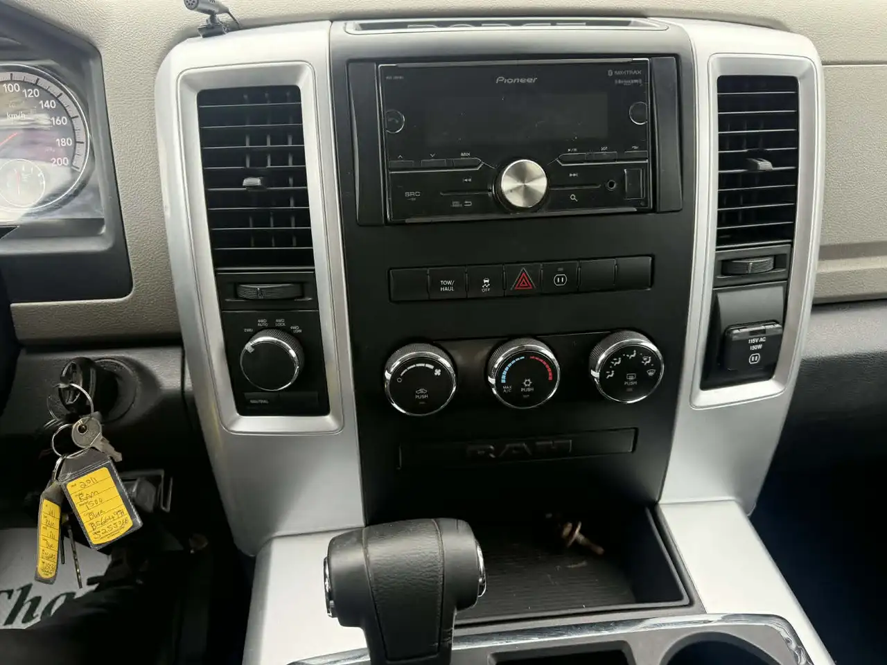 RAM 1500 снимка RAM 1500