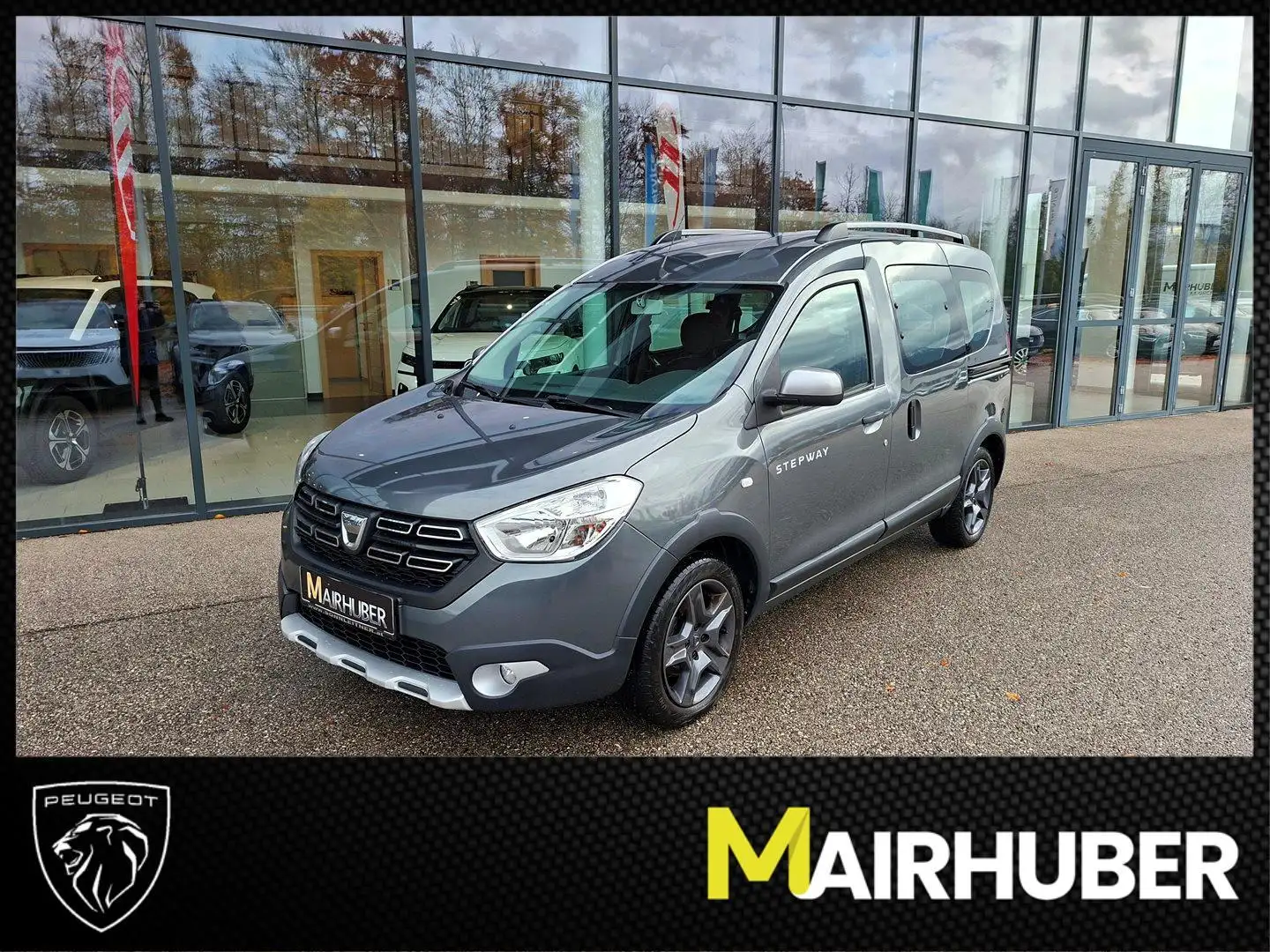 Dacia Dokker Stepway Sensation TCe 115 S&S Grau - 1